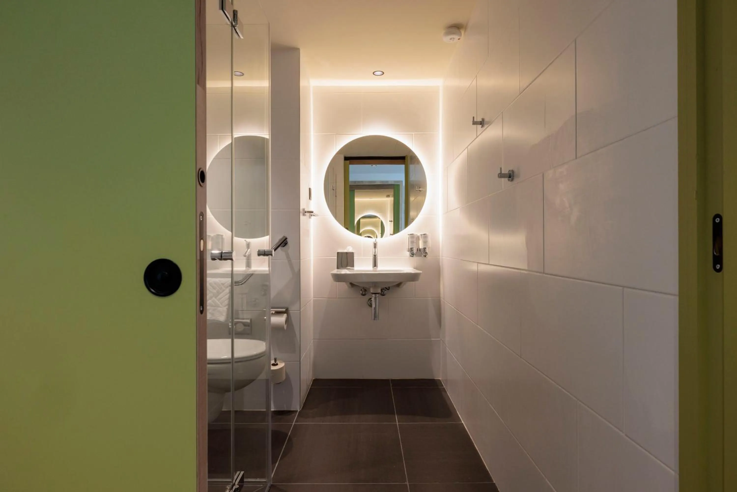 Bathroom in Hampton By Hilton Lyon Airport