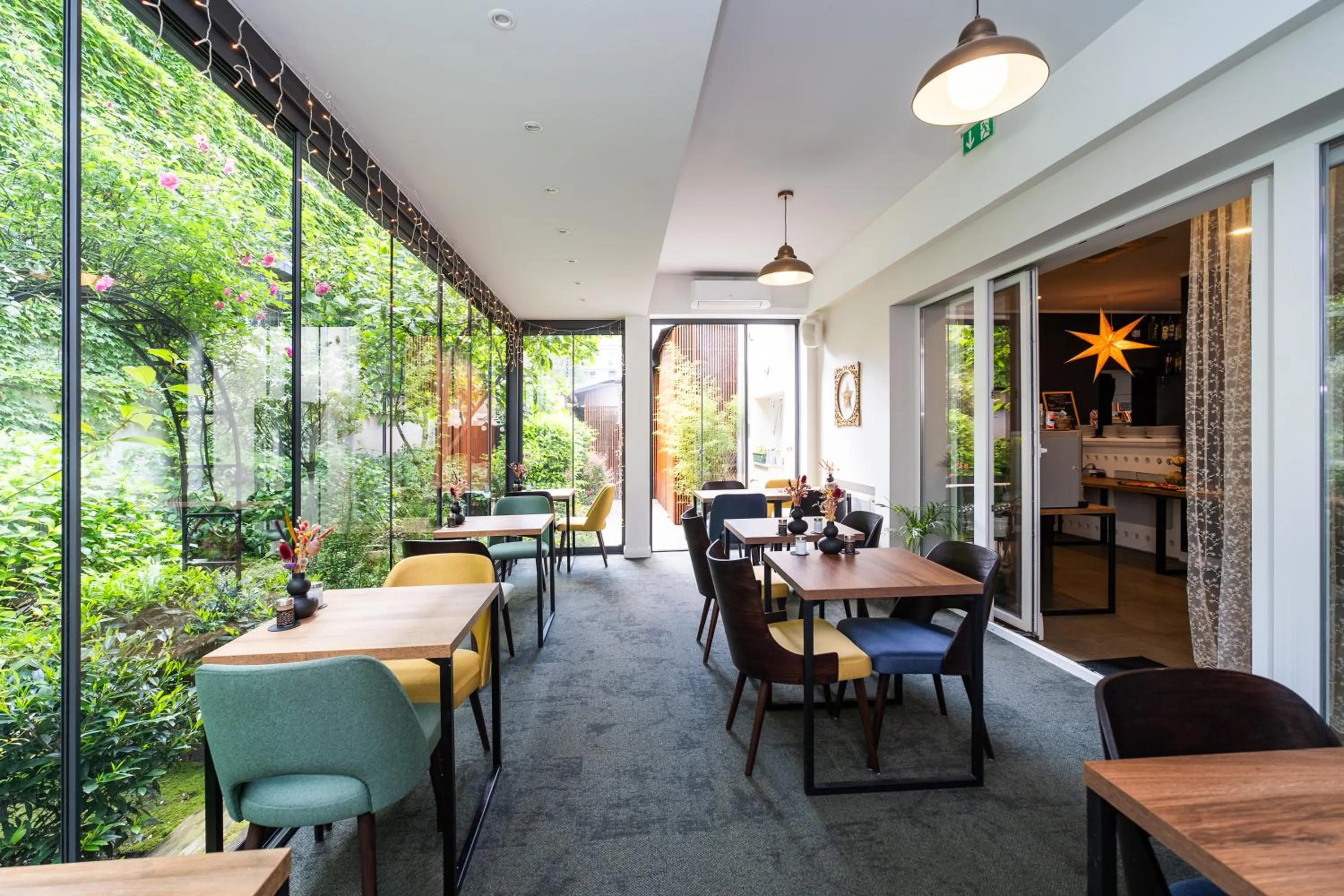 Restaurant/places to eat in Casablanca Boutique Bed&Breakfast