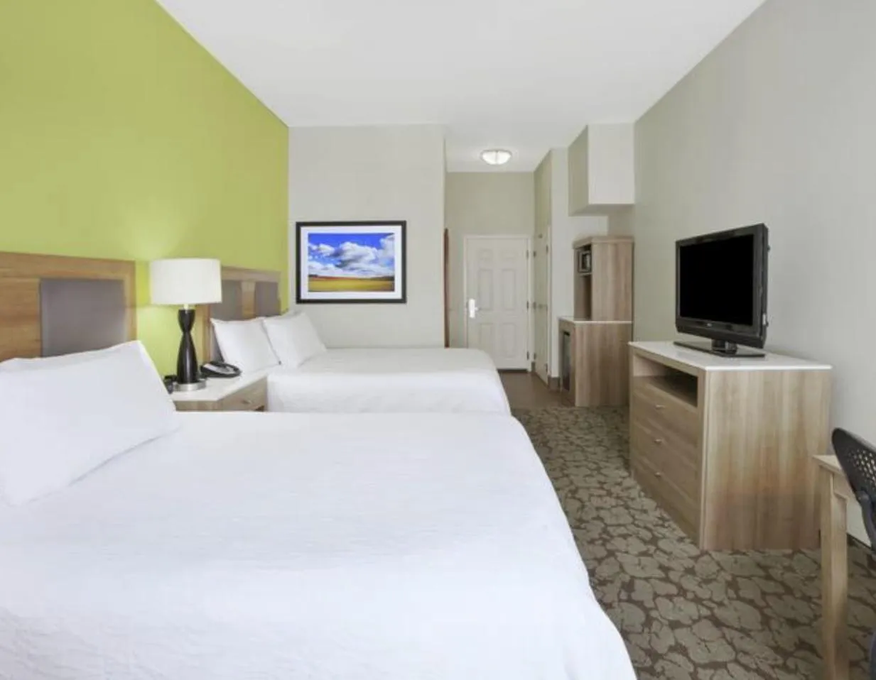 Bed in Hilton Garden Inn Wichita Airport