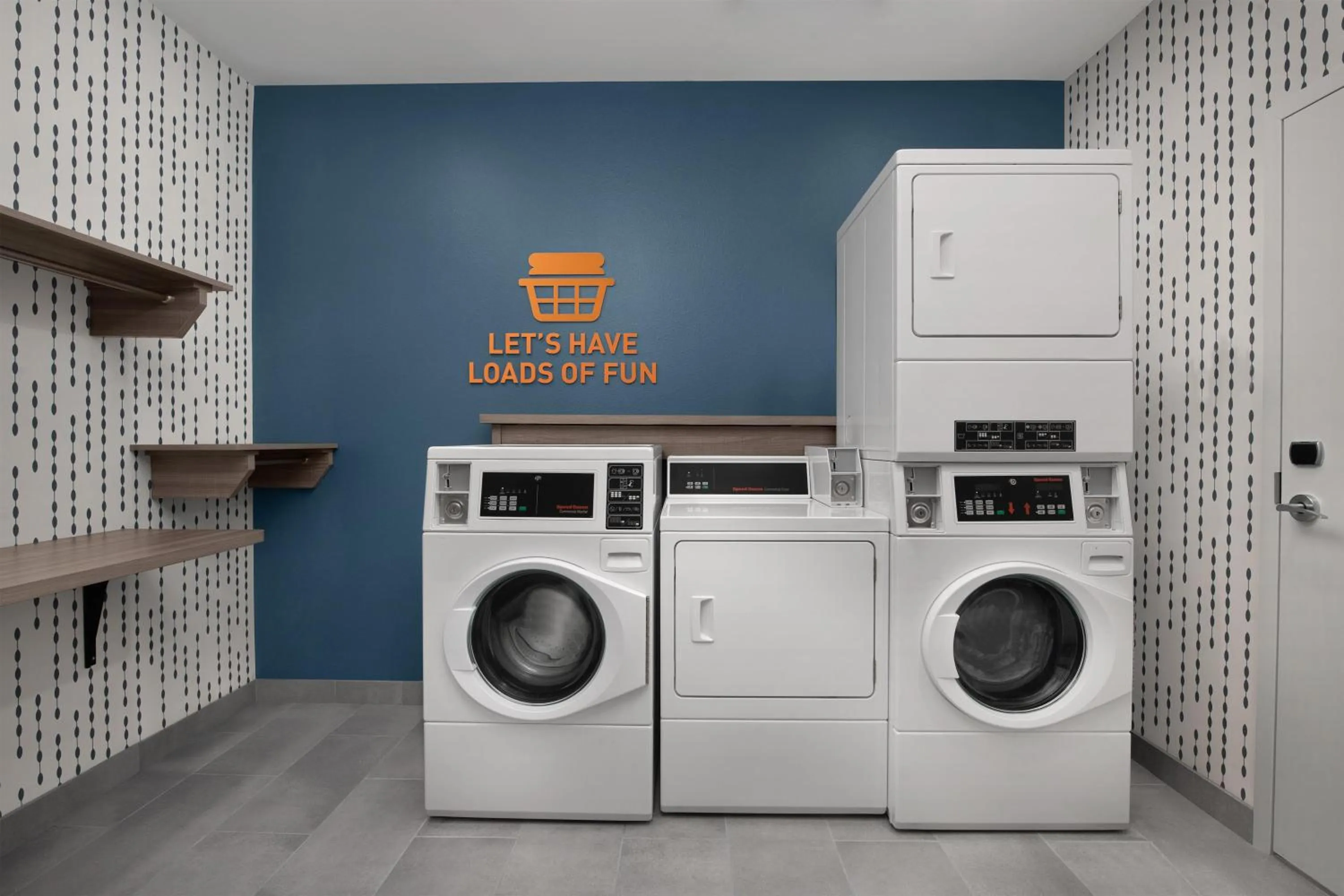 laundry in Home2 Suites By Hilton Syracuse Liverpool Airport Area