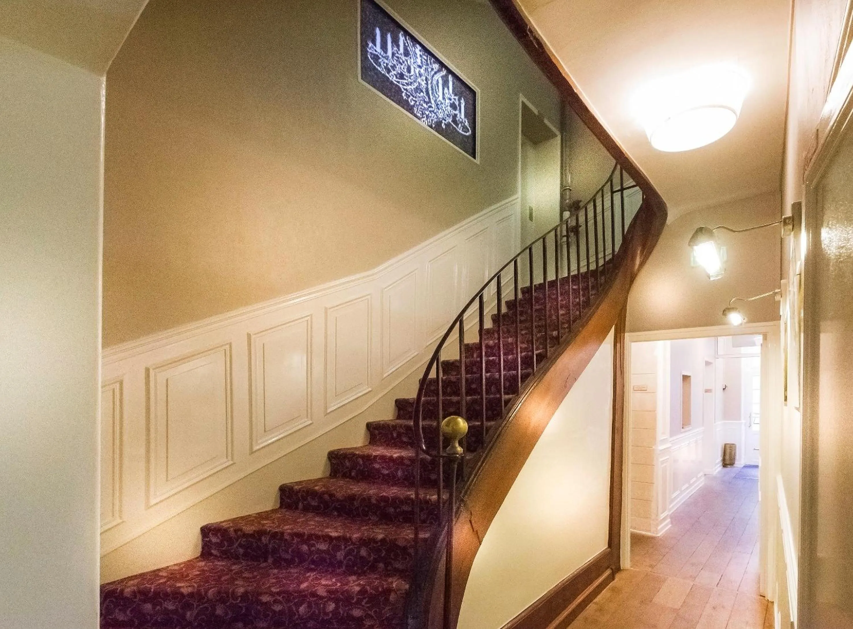 Decorative detail in Hôtel Jeanne d'Arc Le Marais