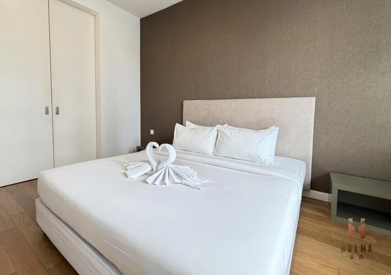 Bed in The Platinum KLCC by Holma