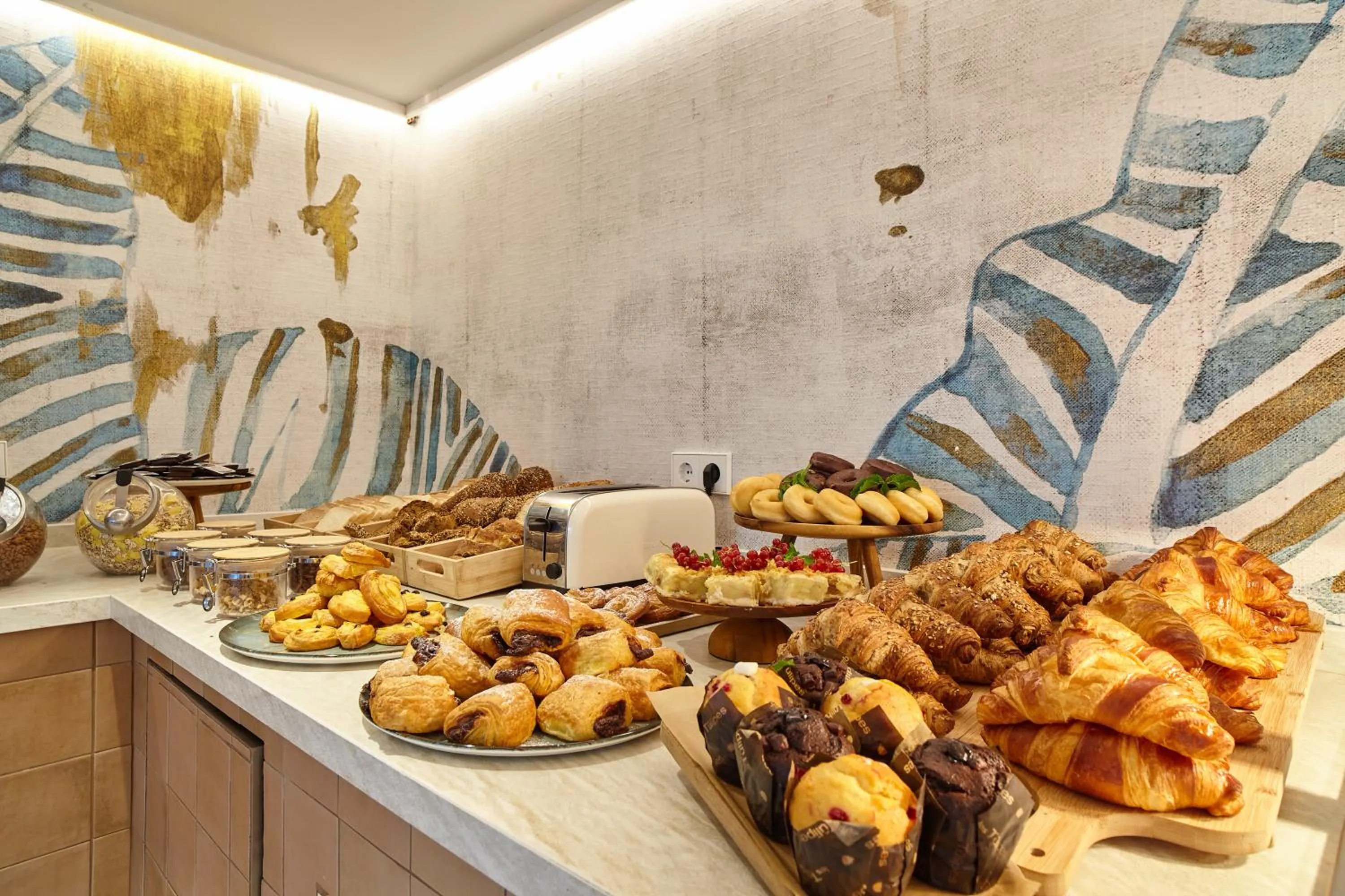 Buffet breakfast in Can Salia