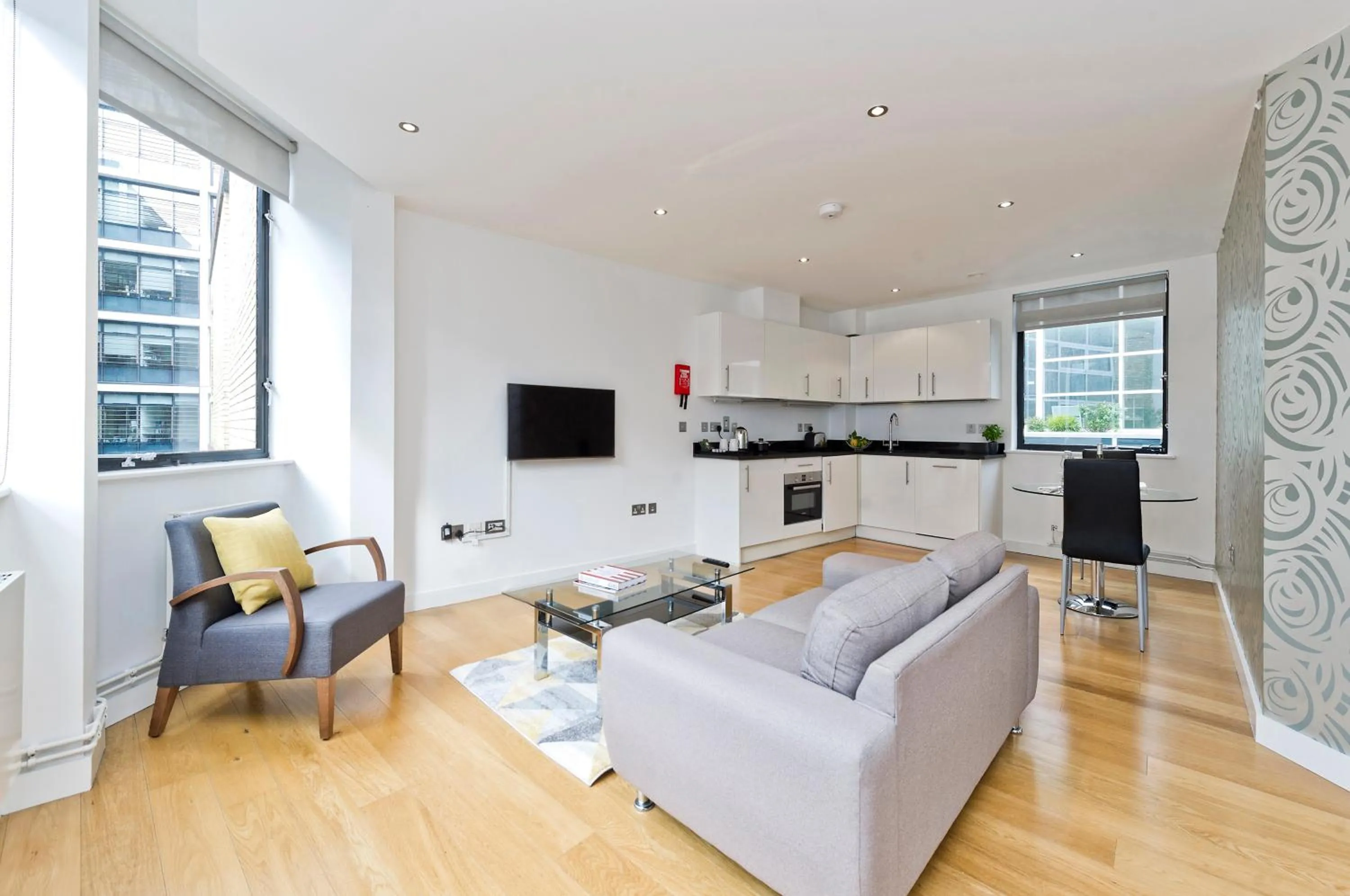 Kitchen or kitchenette in Red Lion Court by City2Stay