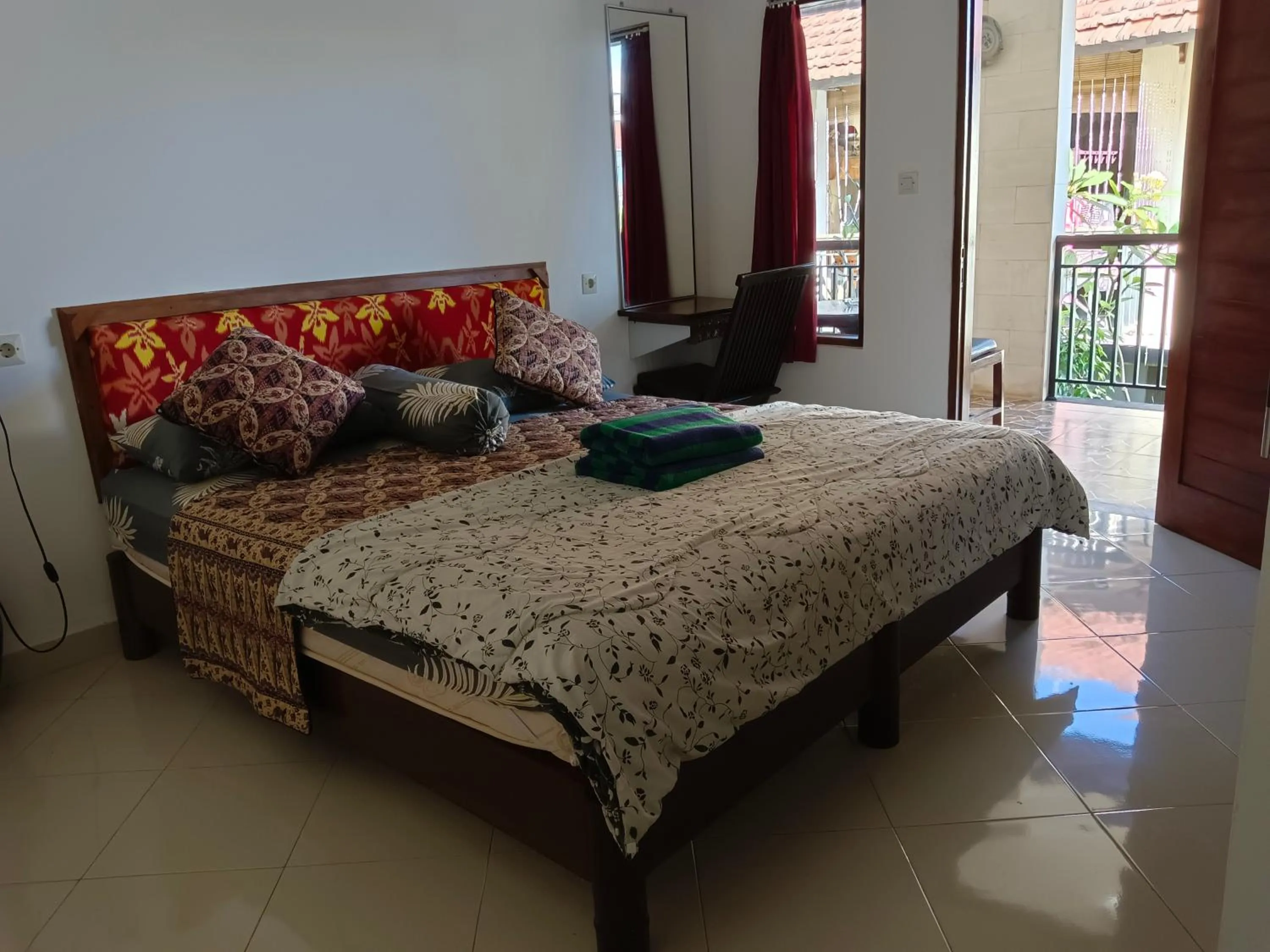 Bed in Double N Guesthouse Sanur Bali