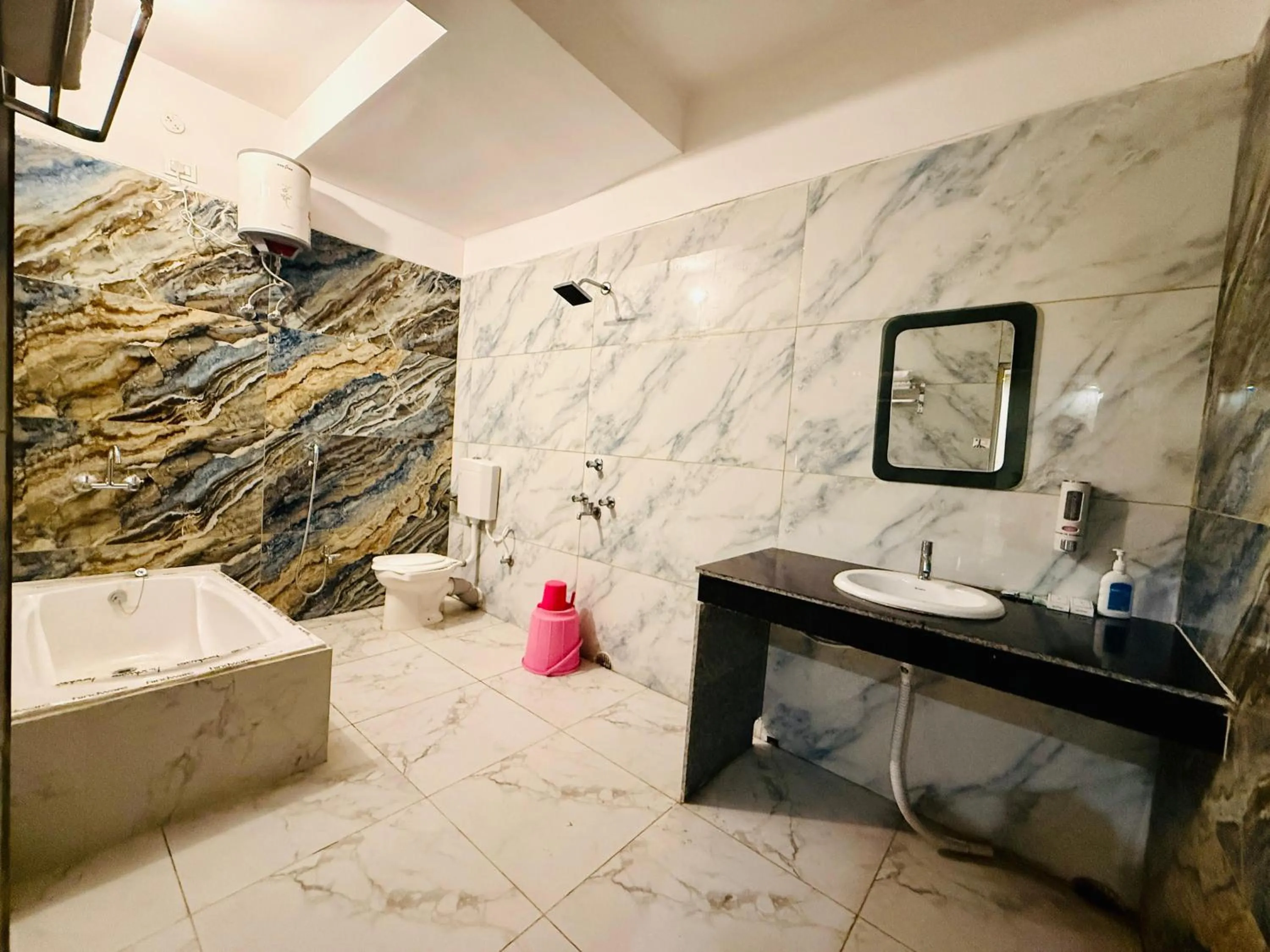 Bath in The ARL Hotels & Banquets