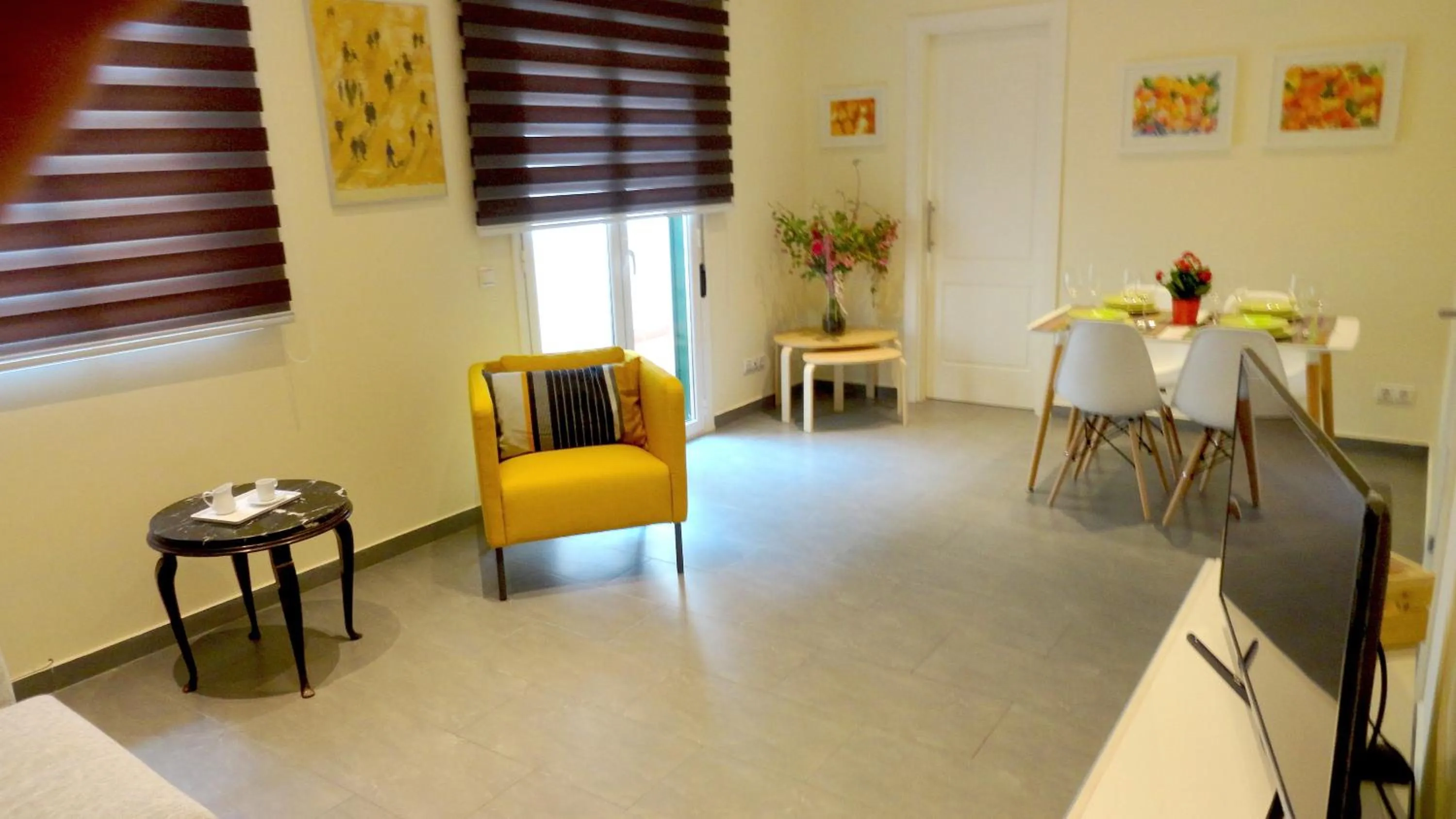 Living room in Apartamento zona playa de San Sebastian