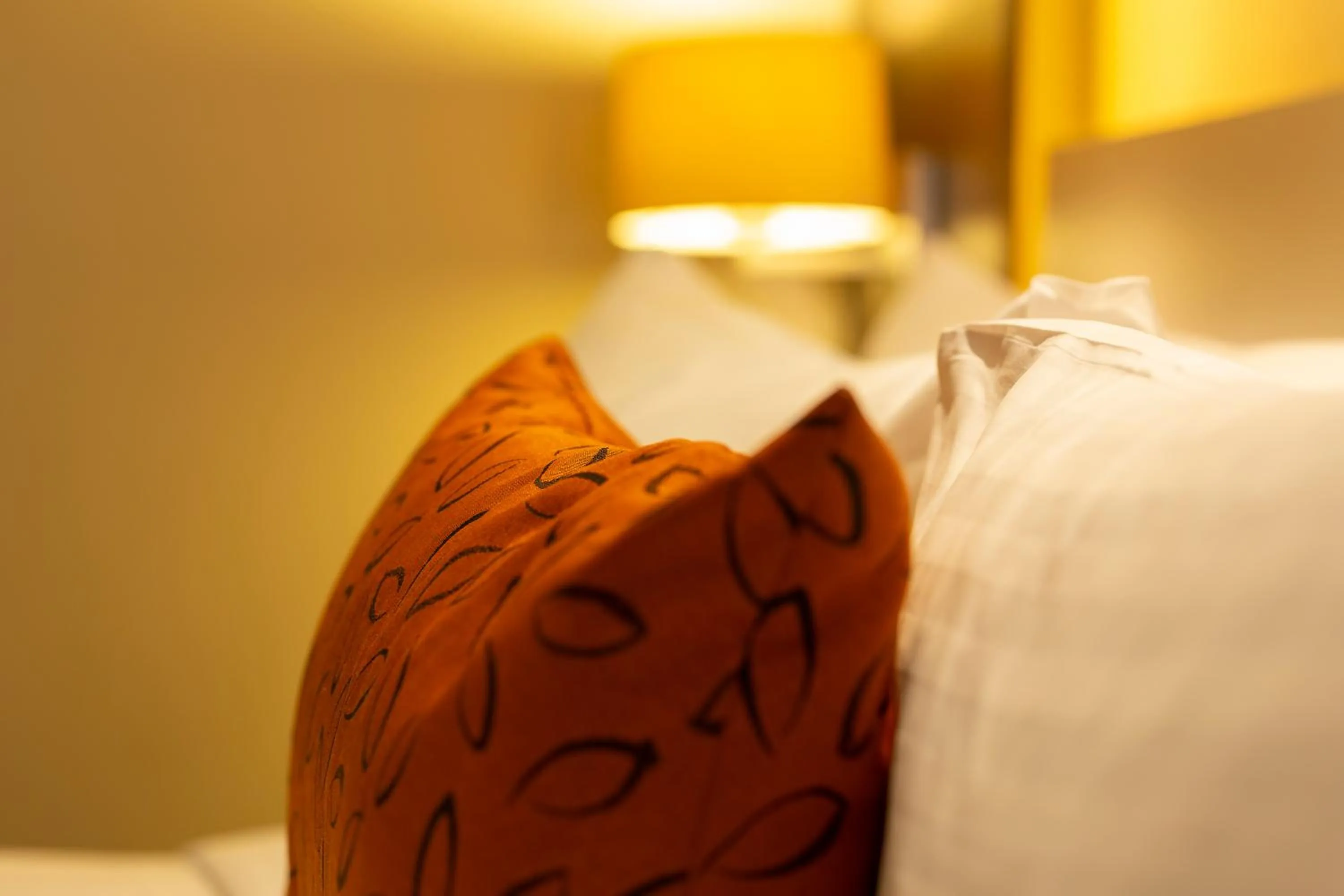 Bedroom, Bed in Mercure Orange