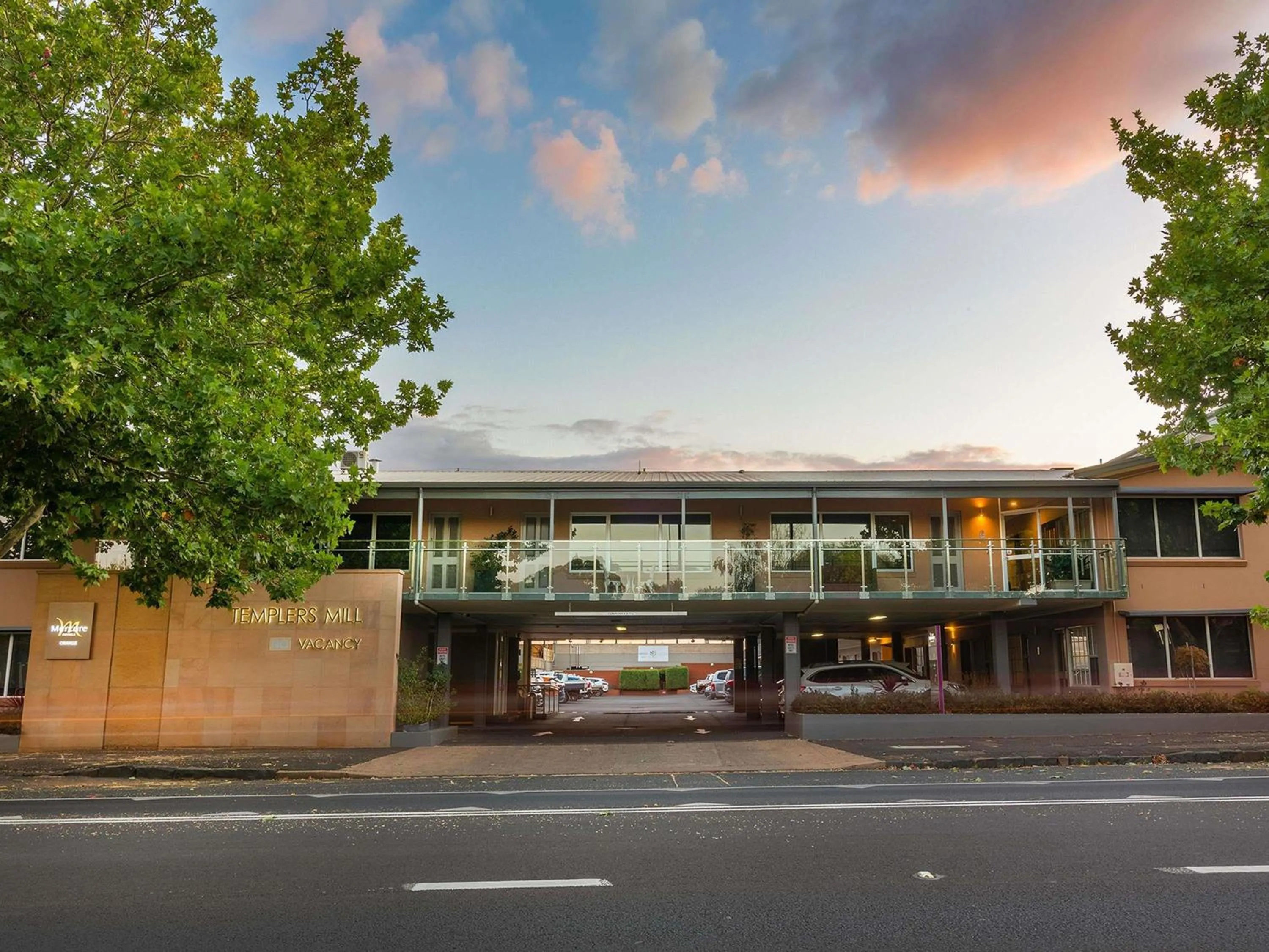 Property building in Mercure Orange