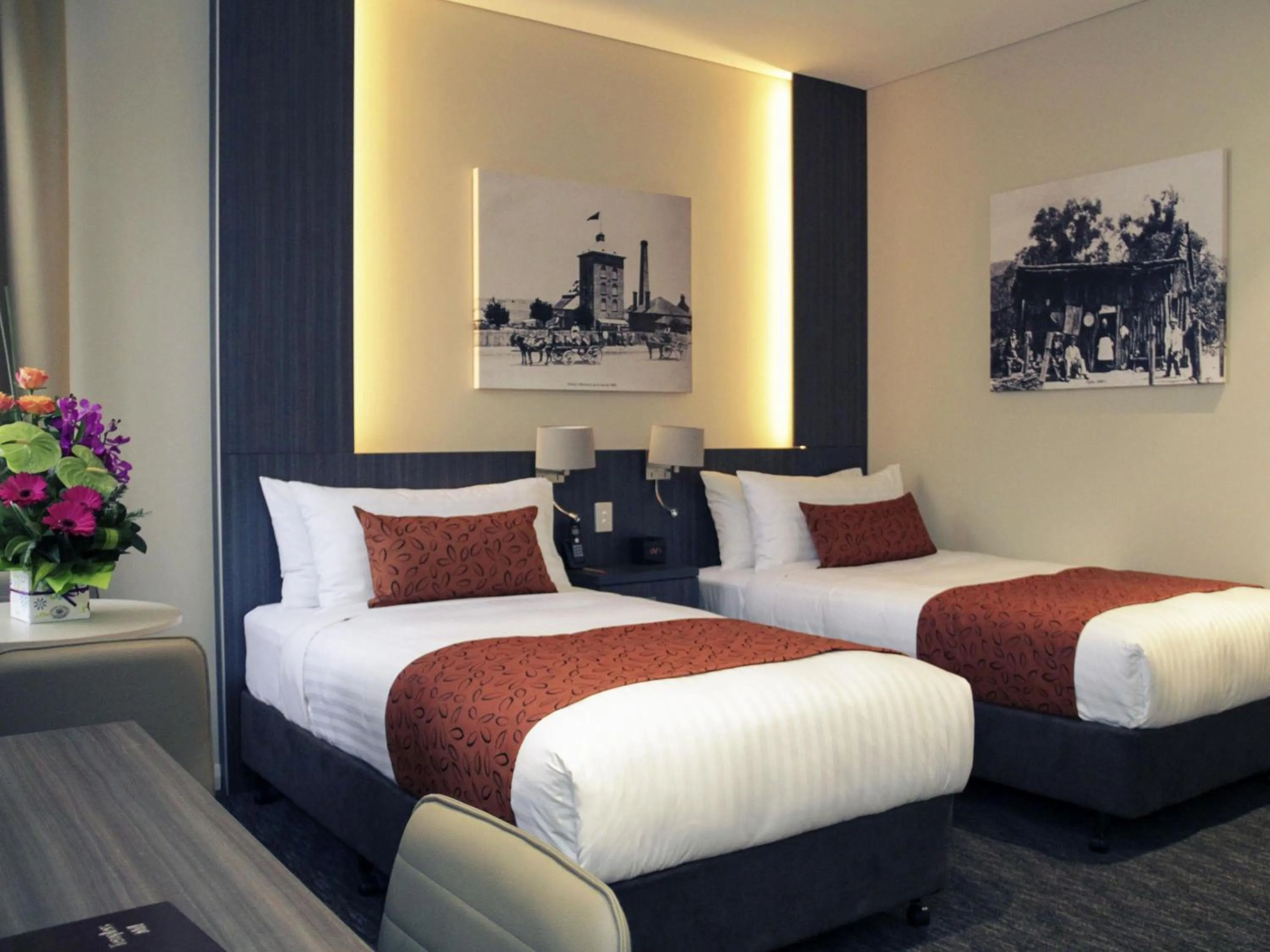 Bedroom, Bed in Mercure Orange