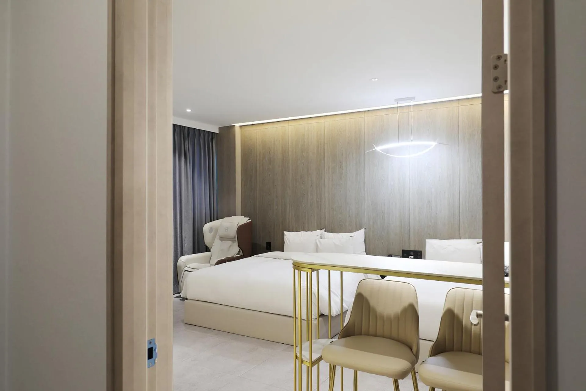 Bed in Hound Hotel Asan Terminal