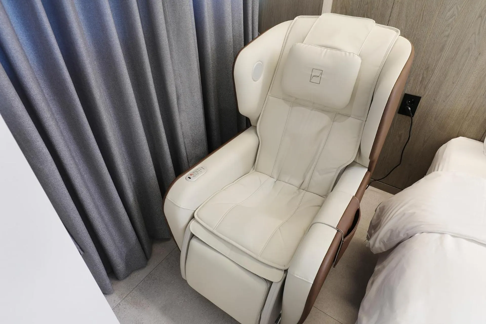 Hound Hotel Asan Terminal