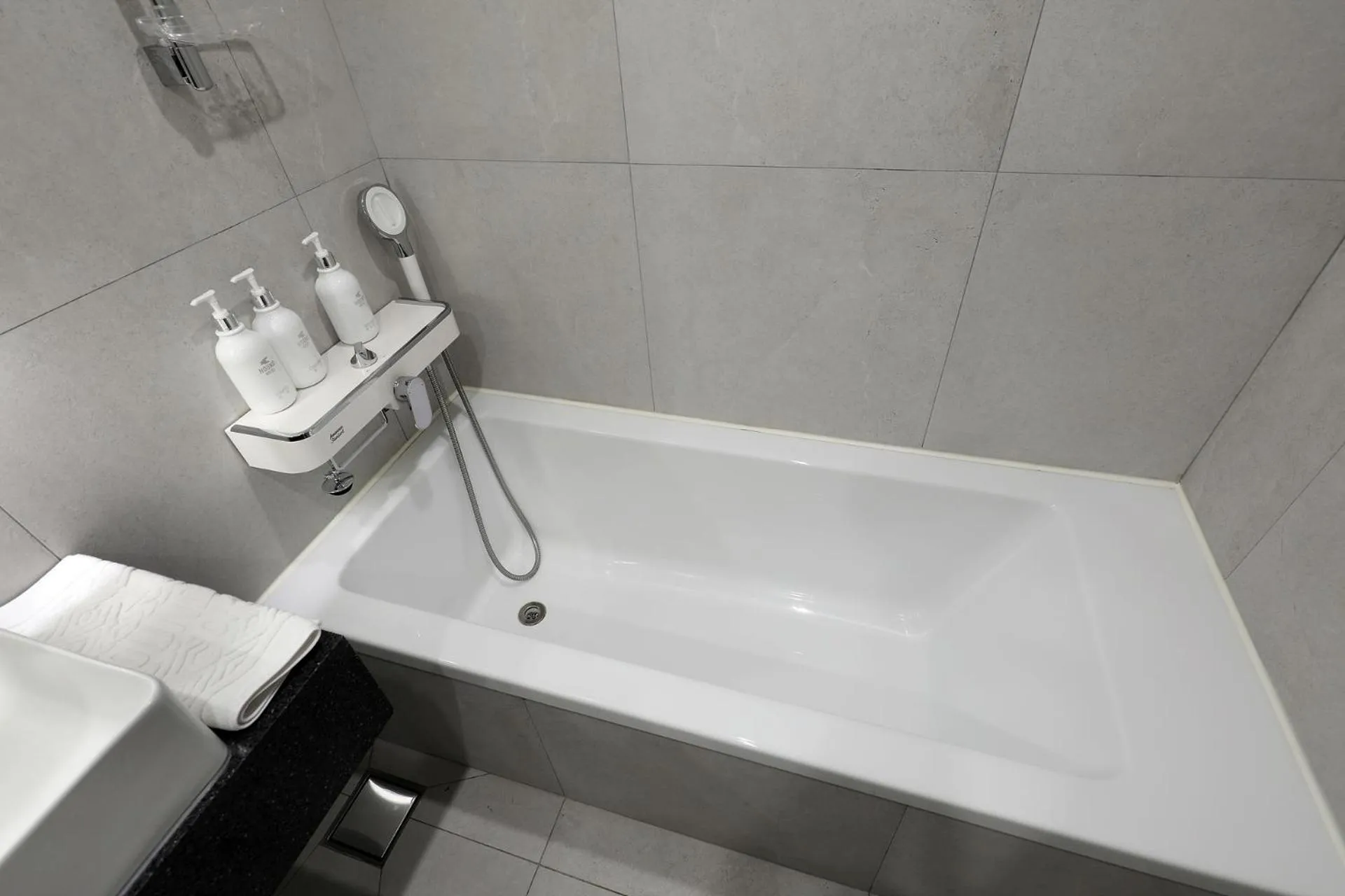 Hound Hotel Asan Terminal