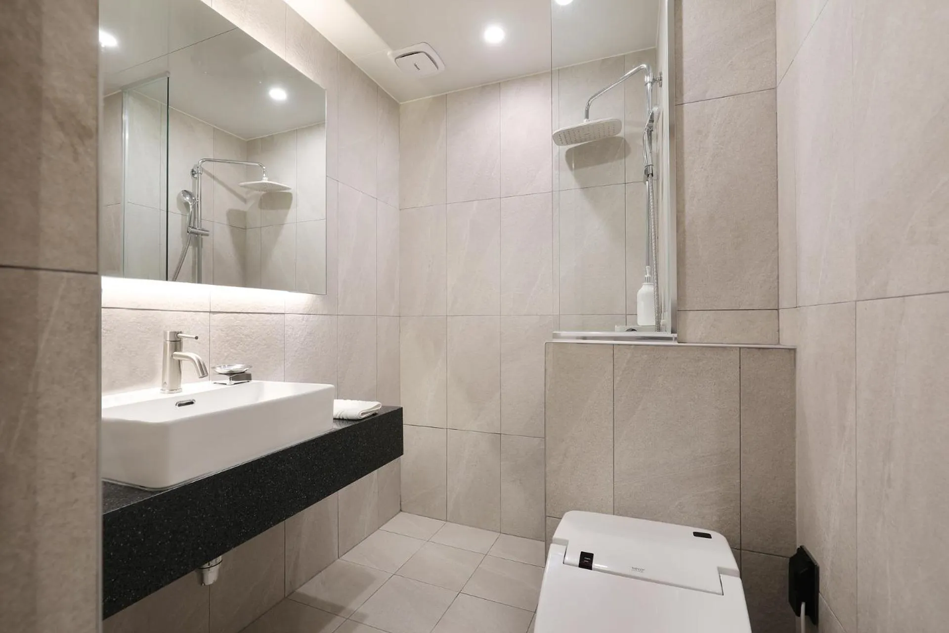 Hound Hotel Asan Terminal