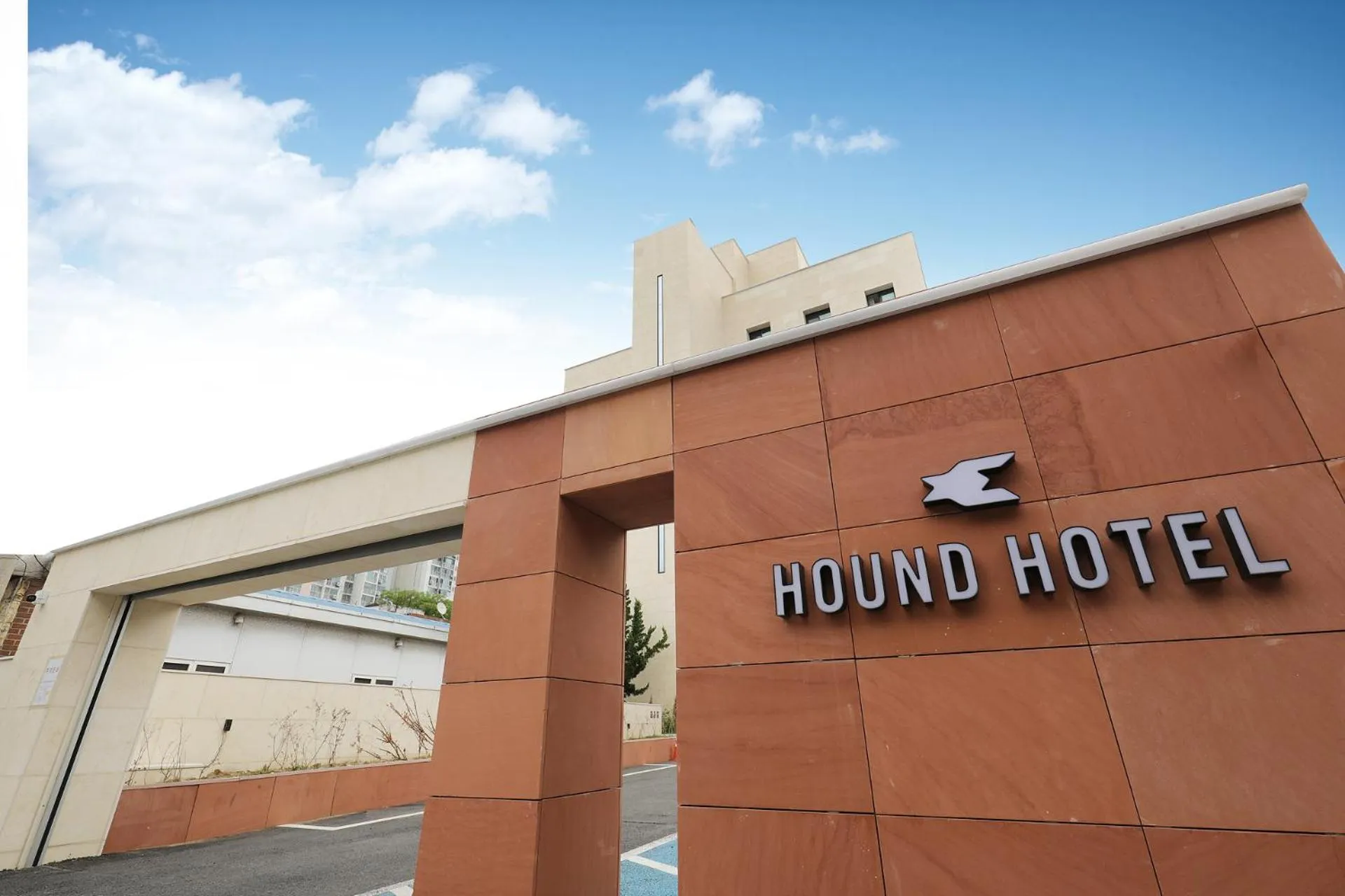 Hound Hotel Asan Terminal