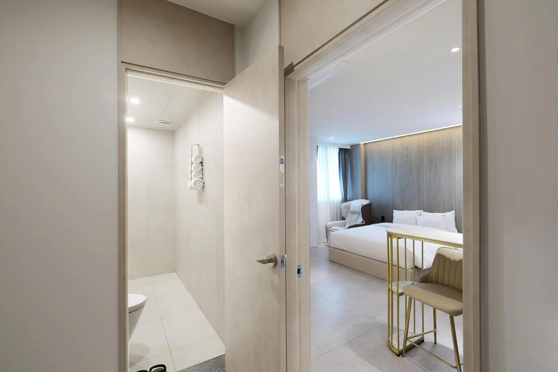 Bed in Hound Hotel Asan Terminal