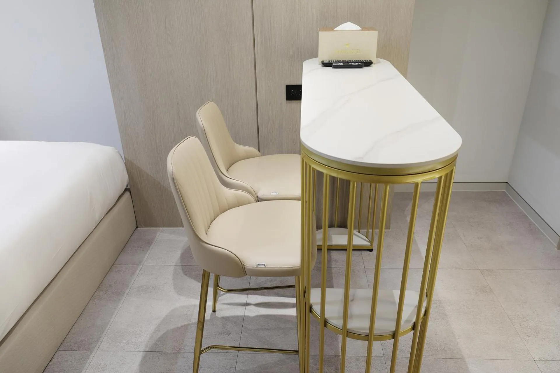 Hound Hotel Asan Terminal