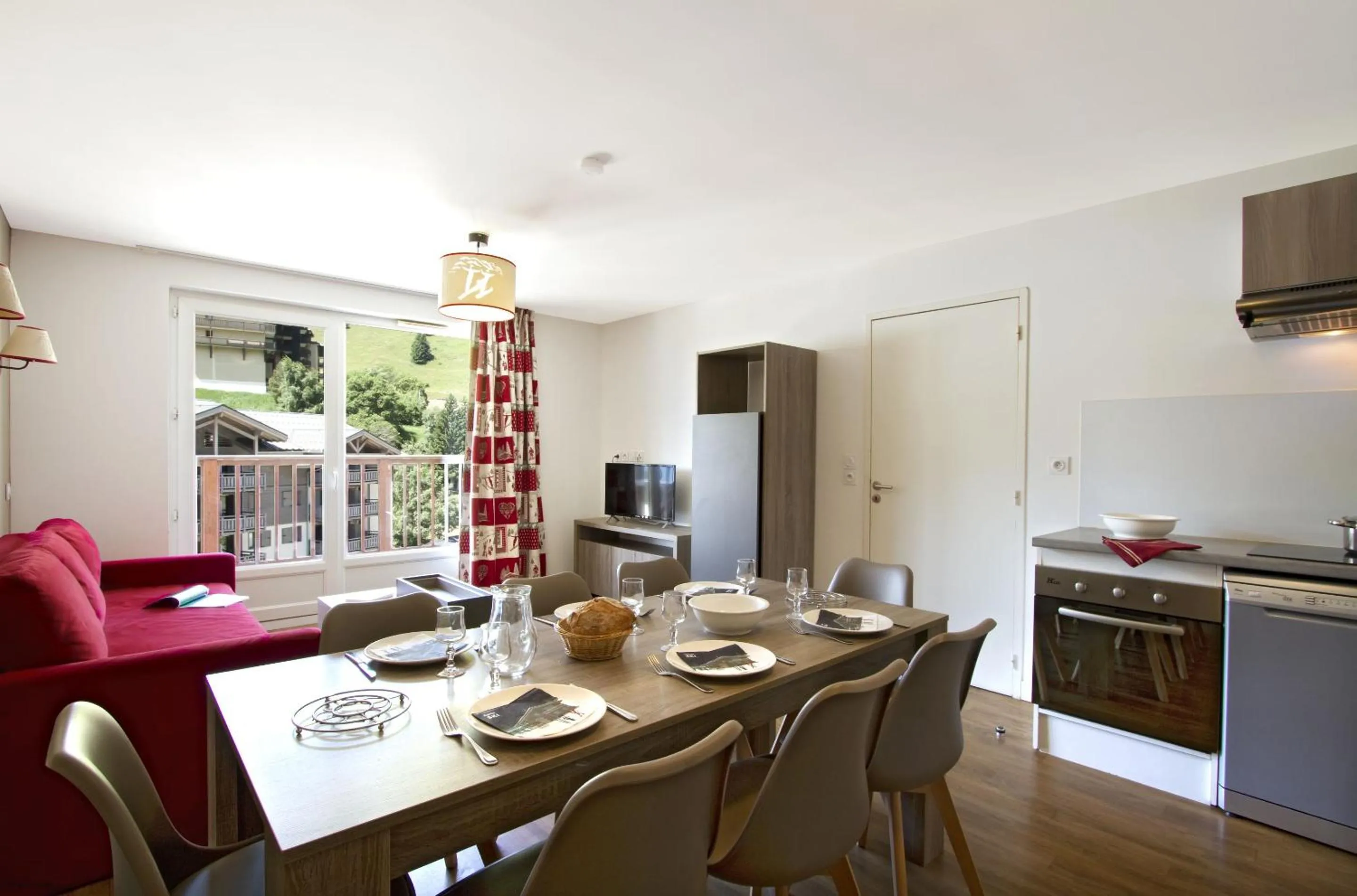 Dining area in Résidence Odalys Les Balcons d'Auréa