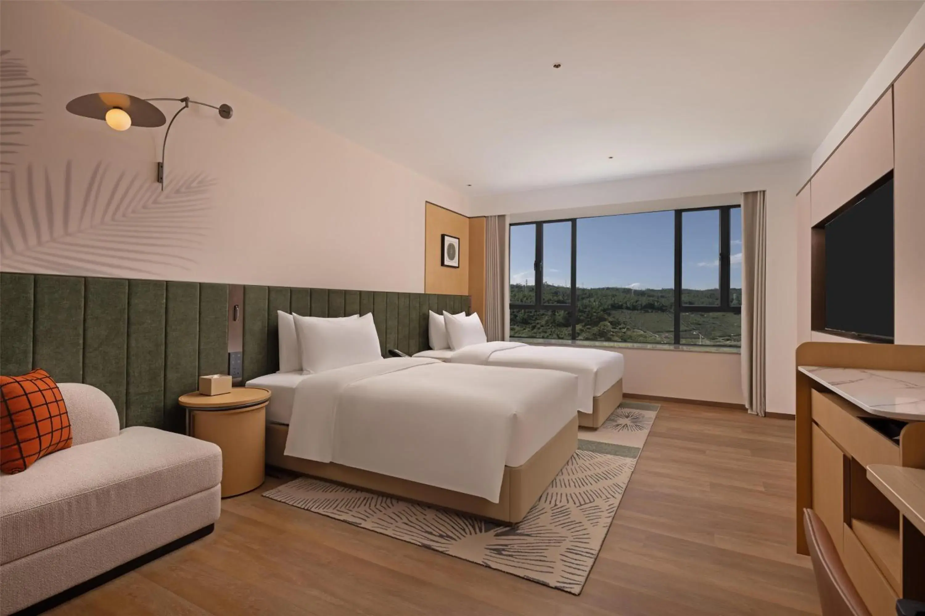 Deluxe Twin Room with Mountain View in Hilton Garden Inn Shaoguan Furong New Town Deluxe Twin Room with Mountain View in Hilton Garden Inn Shaoguan Furong New Town