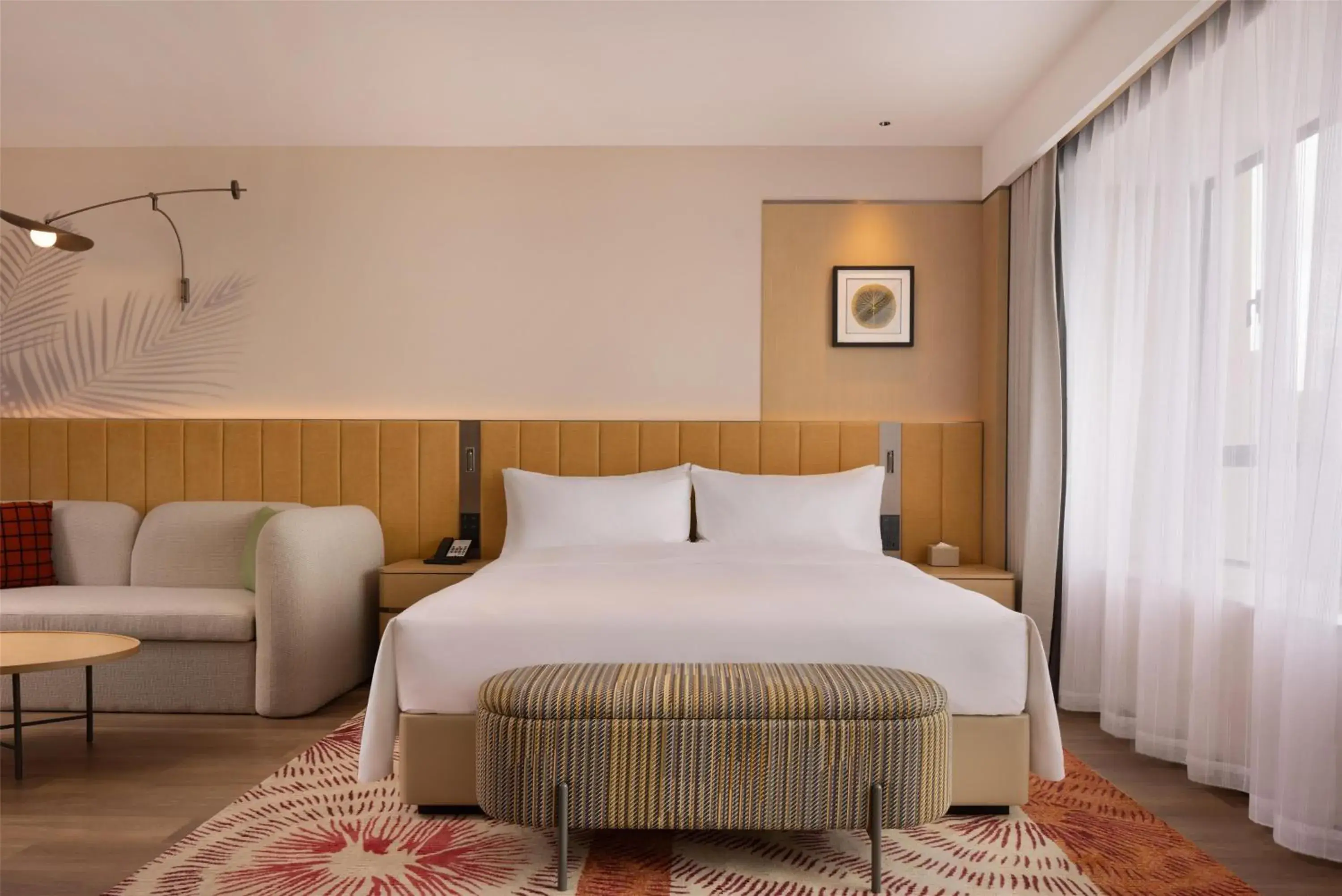 Deluxe King Room with Sofa Bed in Hilton Garden Inn Shaoguan Furong New Town Deluxe King Room with Sofa Bed in Hilton Garden Inn Shaoguan Furong New Town