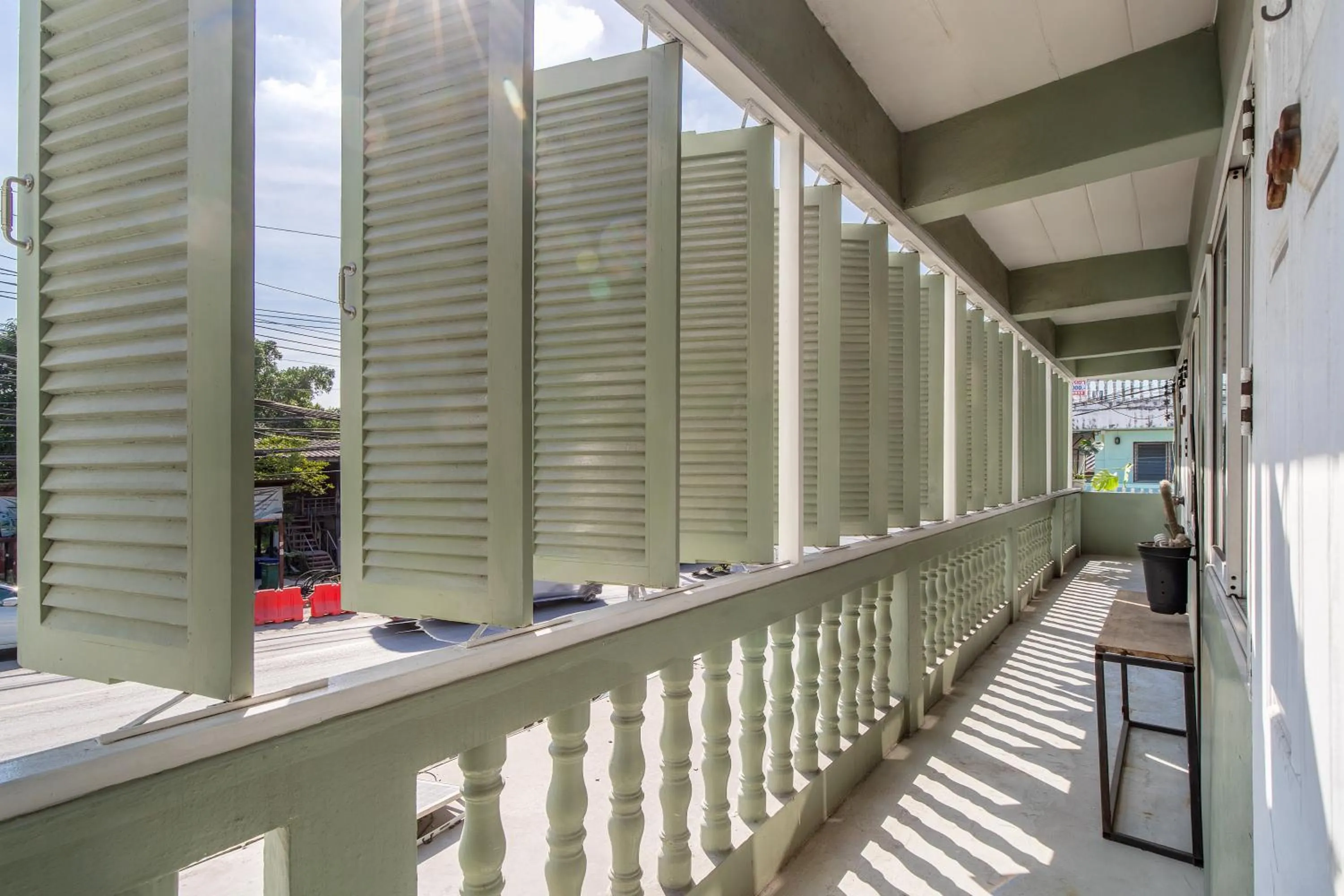 Balcony/Terrace in Take a Rest Donmueang