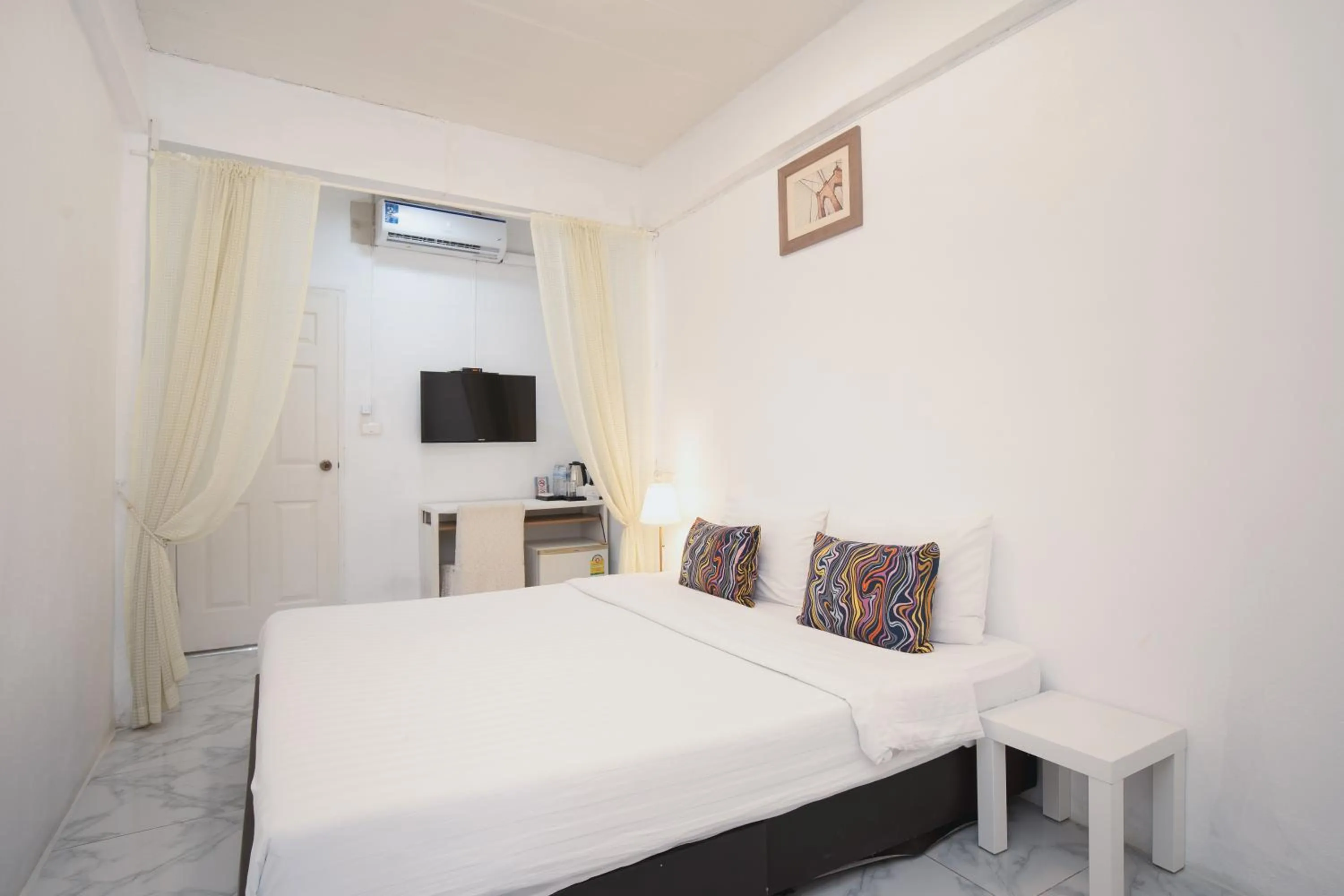 Bedroom, Bed in Take a Rest Donmueang