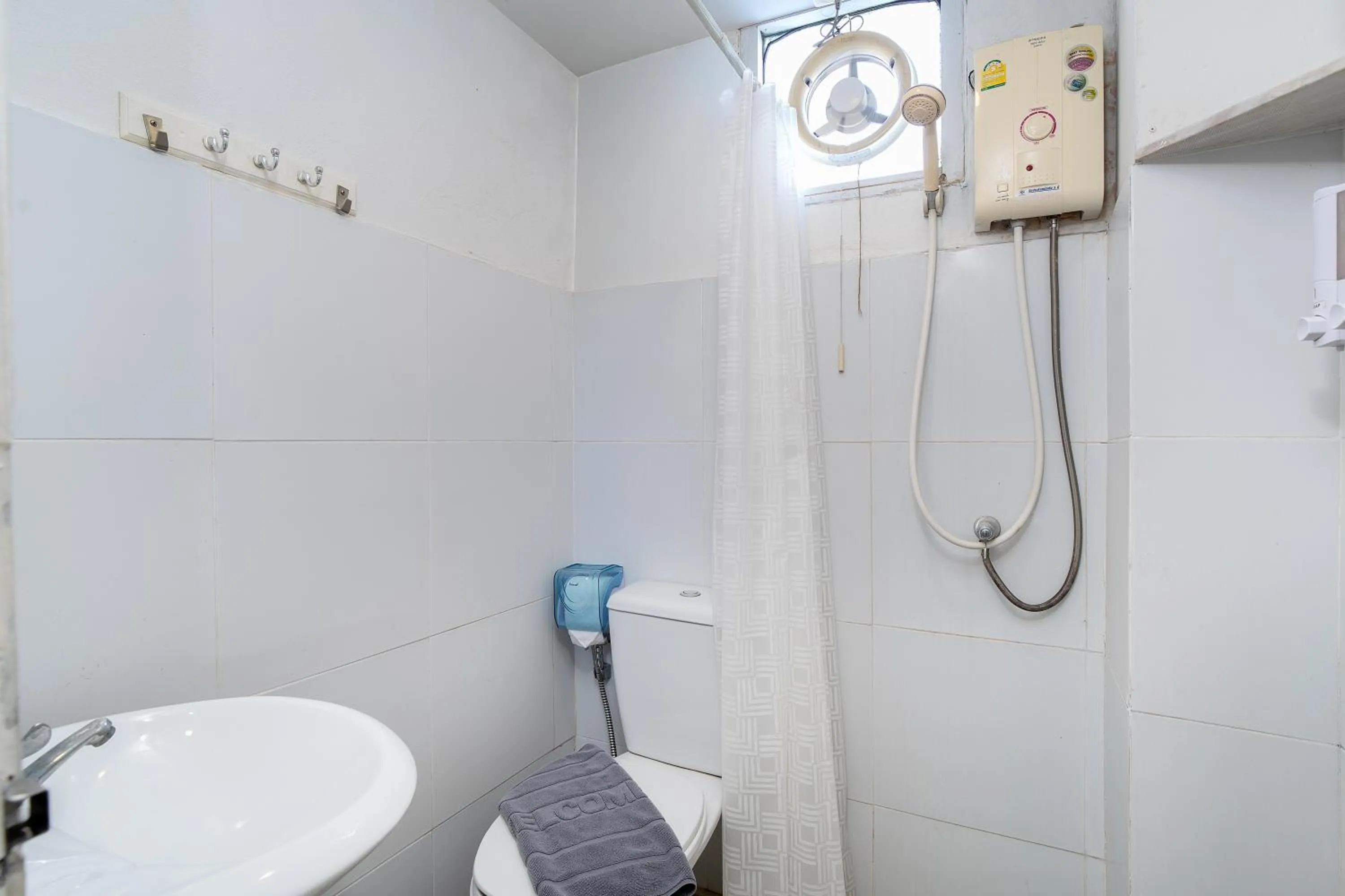 Bathroom in Take a Rest Donmueang