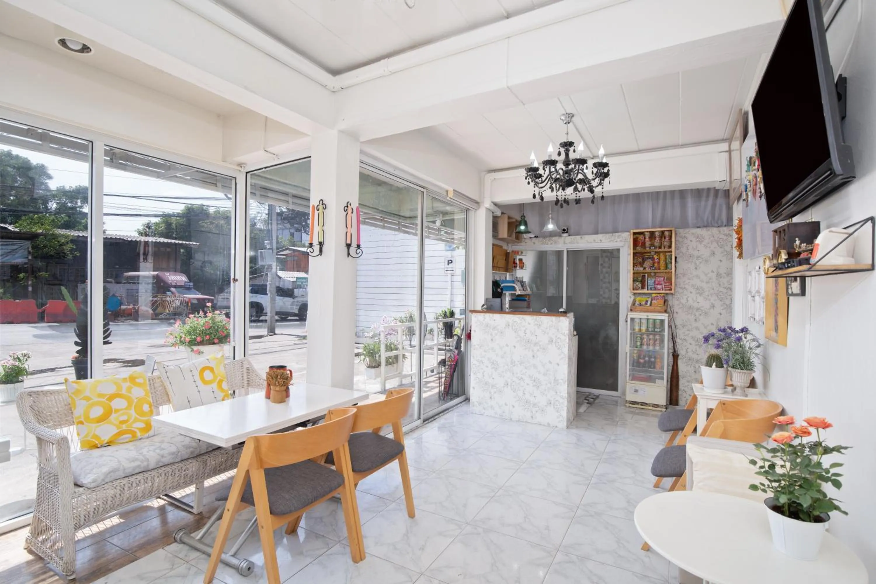 Lobby or reception in Take a Rest Donmueang