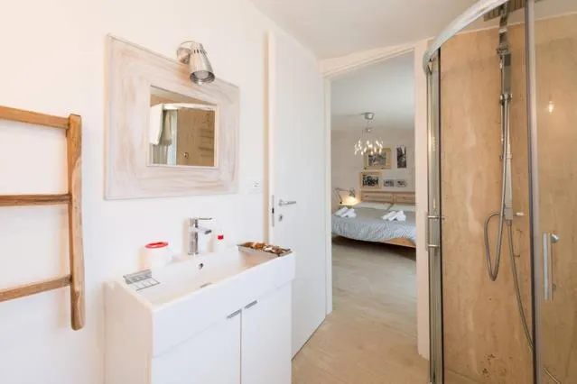 Decorative detail, Bed in Like At Home B&B