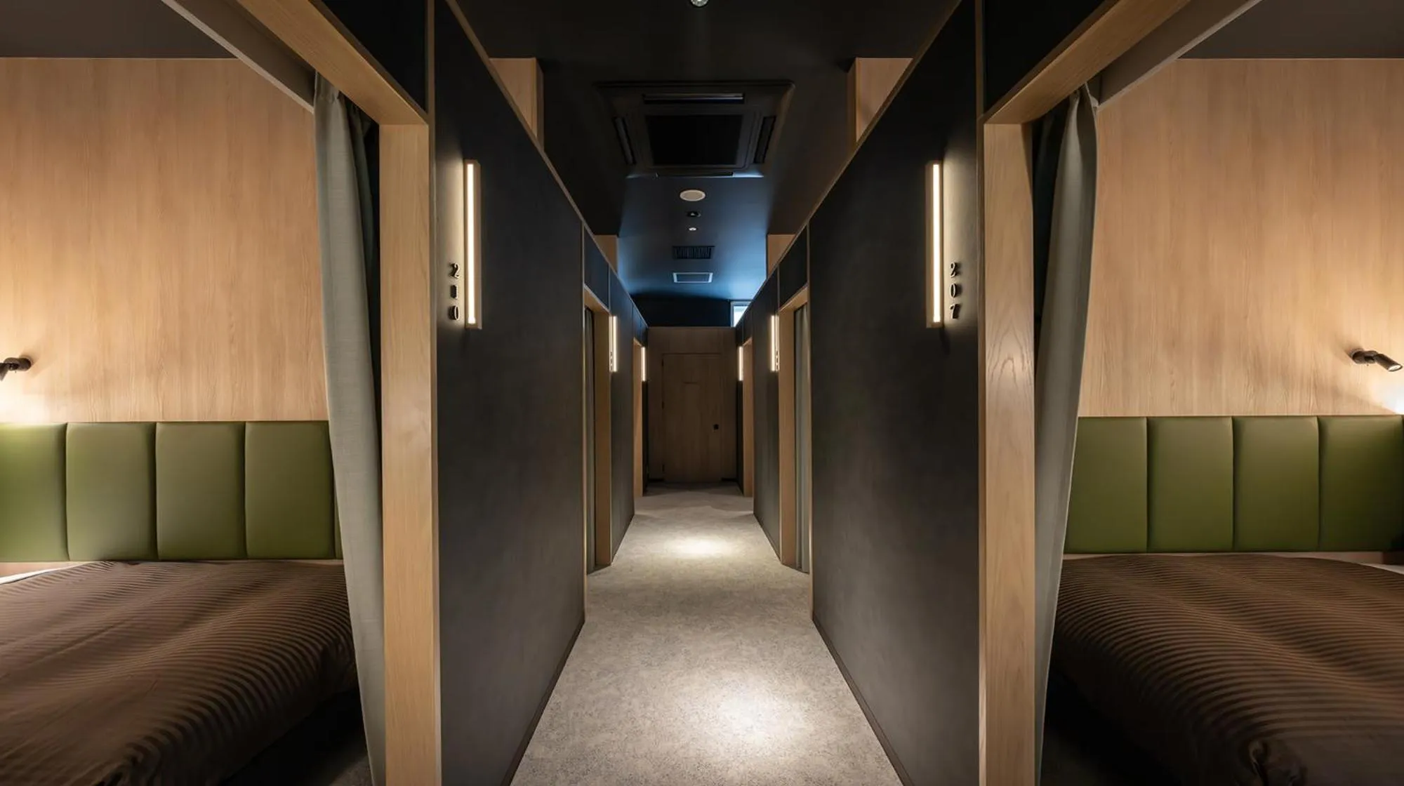 Photo of the whole room, Bed in Quintessa Hotel Fukuoka watanabedori Comic&Books