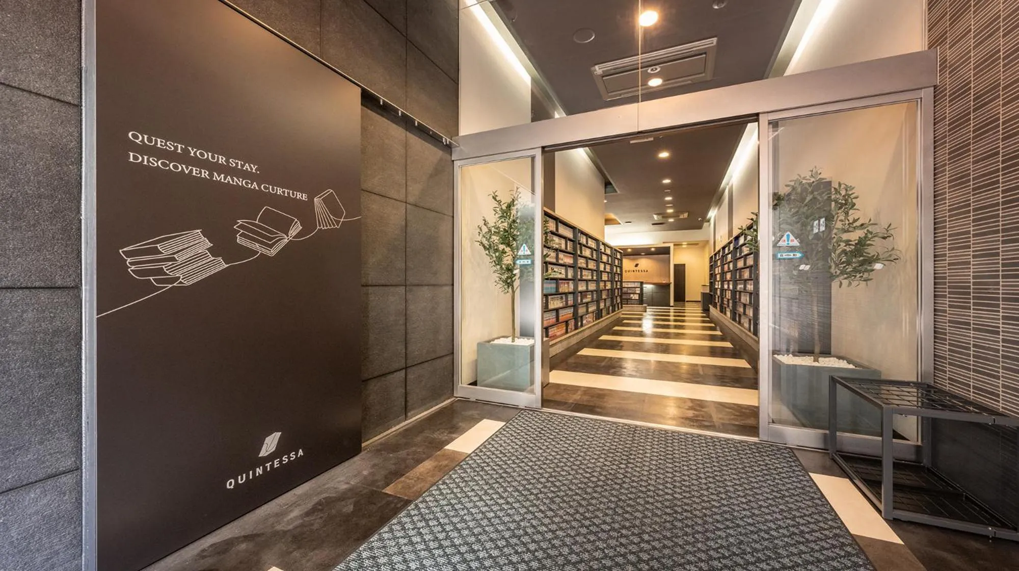 Lobby or reception in Quintessa Hotel Fukuoka watanabedori Comic&Books