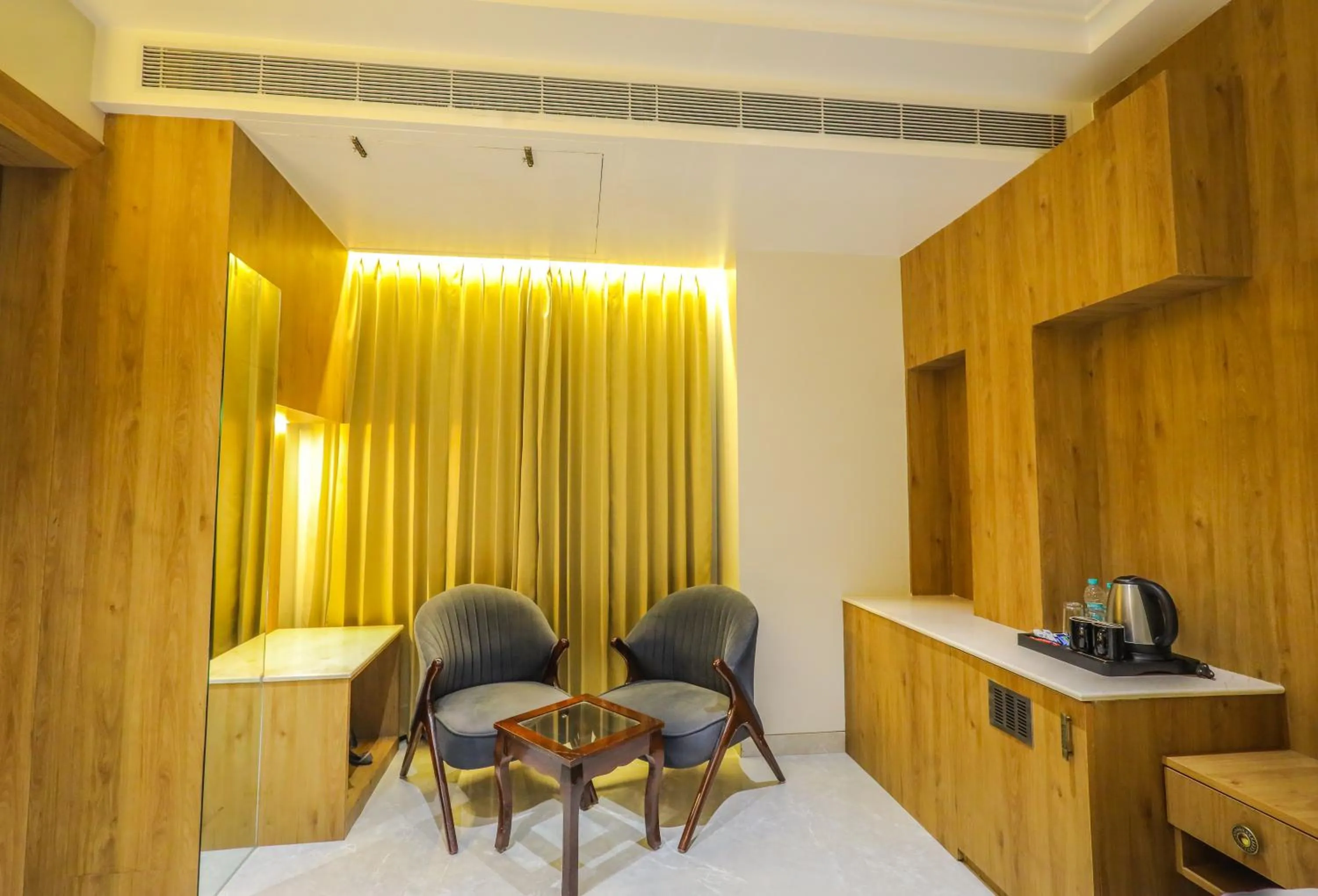 Seating area in Shri Damodar Dham