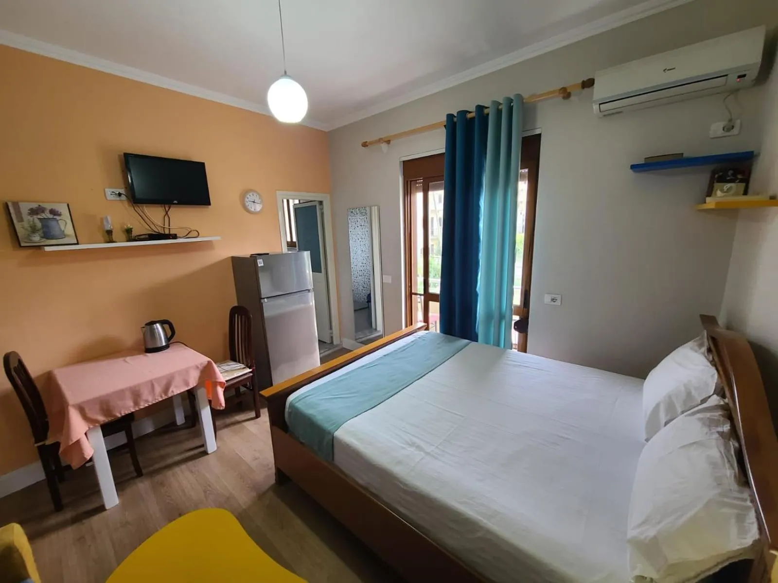 Photo of the whole room, Bed in My Apartments Durres