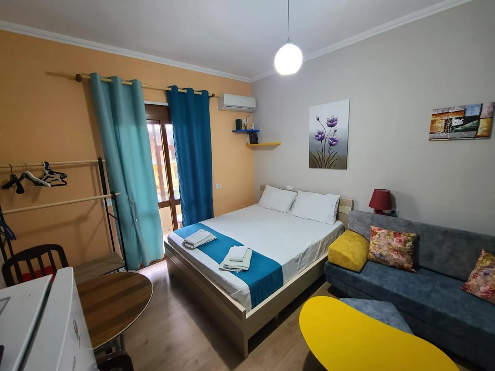 Photo of the whole room, Bed in My Apartments Durres