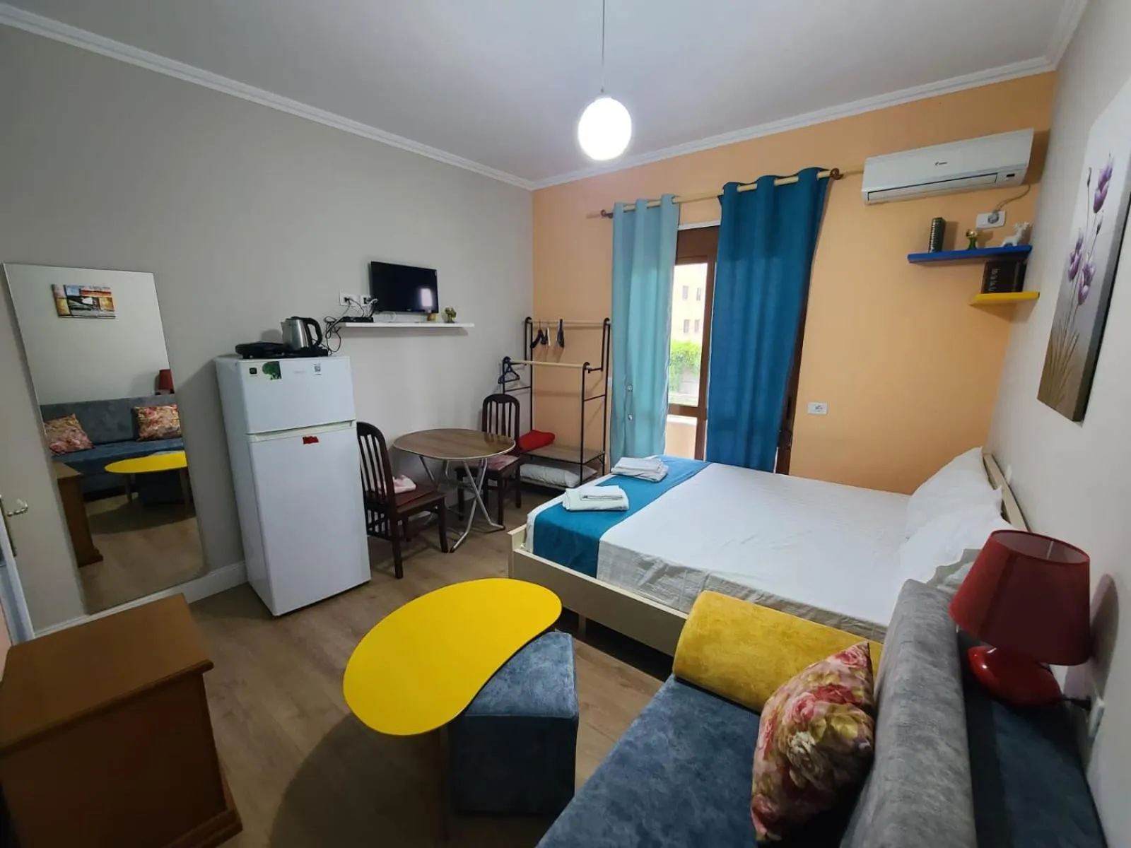 Photo of the whole room, Bed in My Apartments Durres