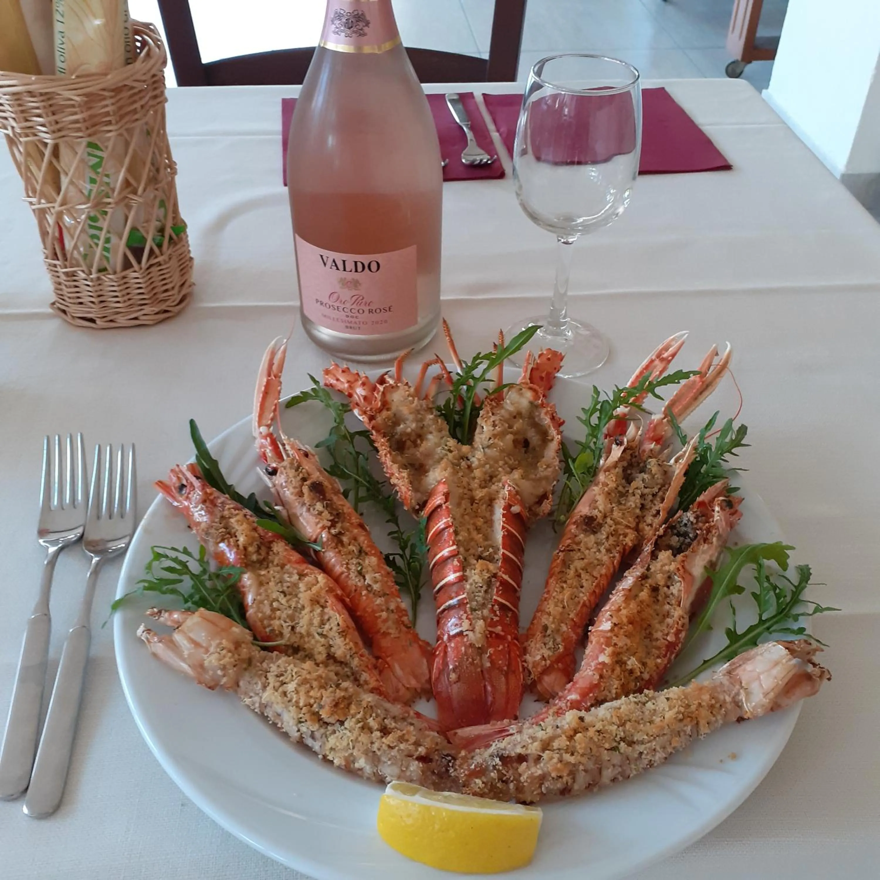 Restaurant/places to eat in Albergo ristorante Elena