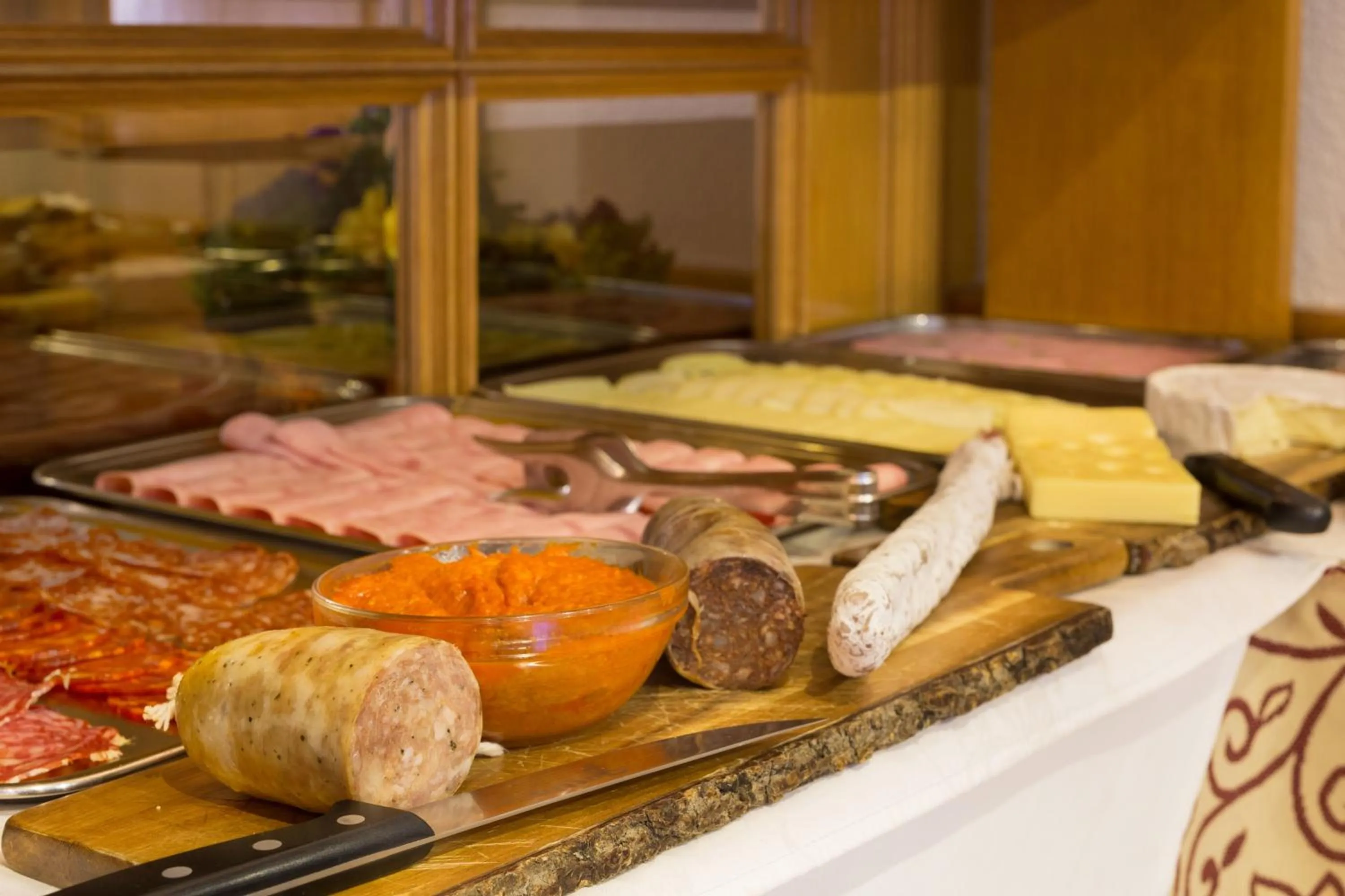 Buffet breakfast in Hotel Eth Solan & SPA