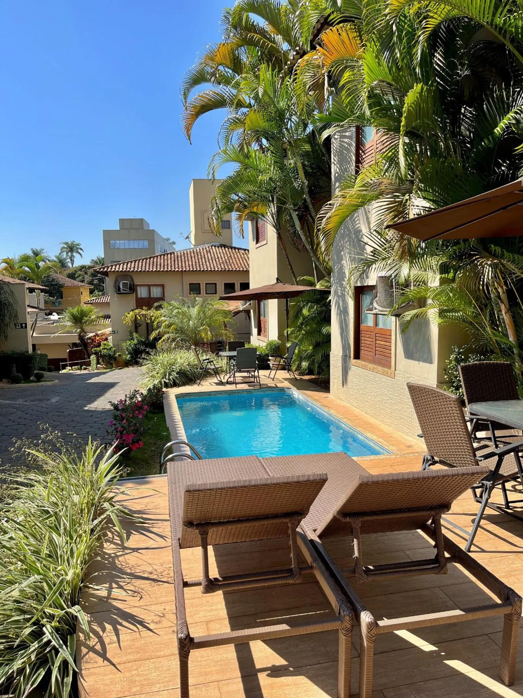 Swimming pool in Hotel Vila Serrana