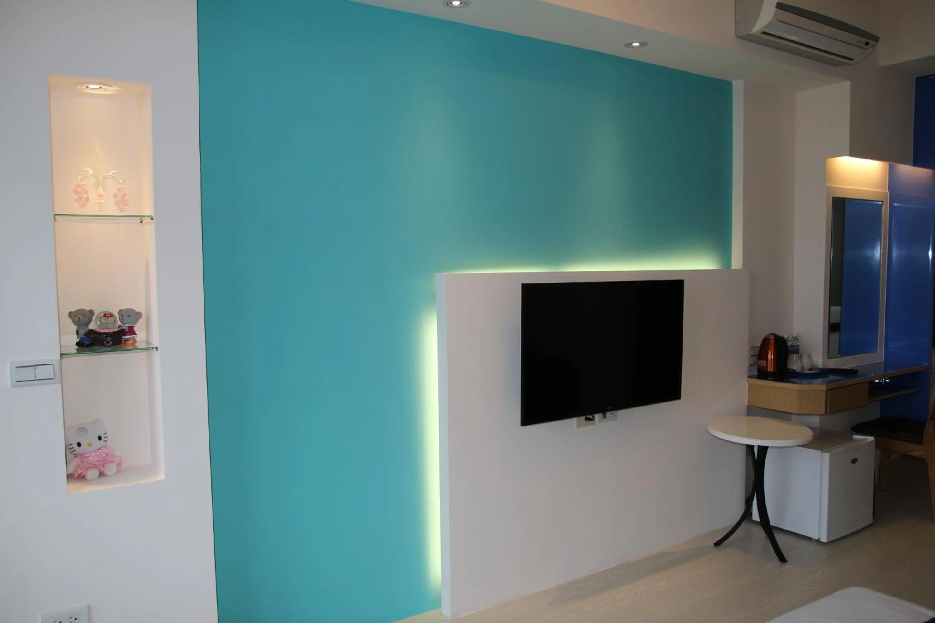 TV and multimedia in Luck Bay B&B