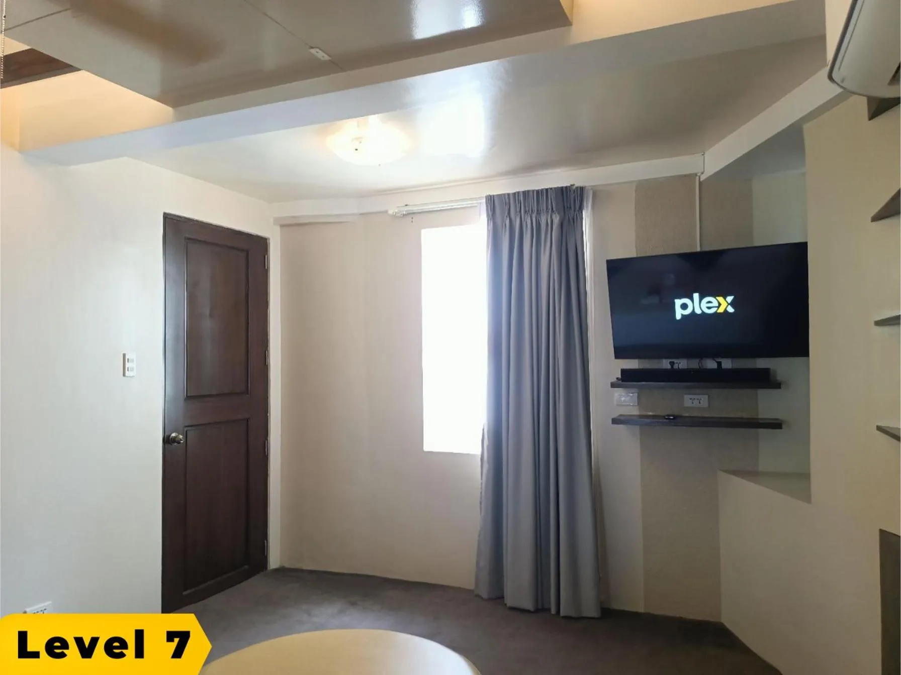 TV and multimedia in Lalaguna Villas Luxury Dive Resort and Spa