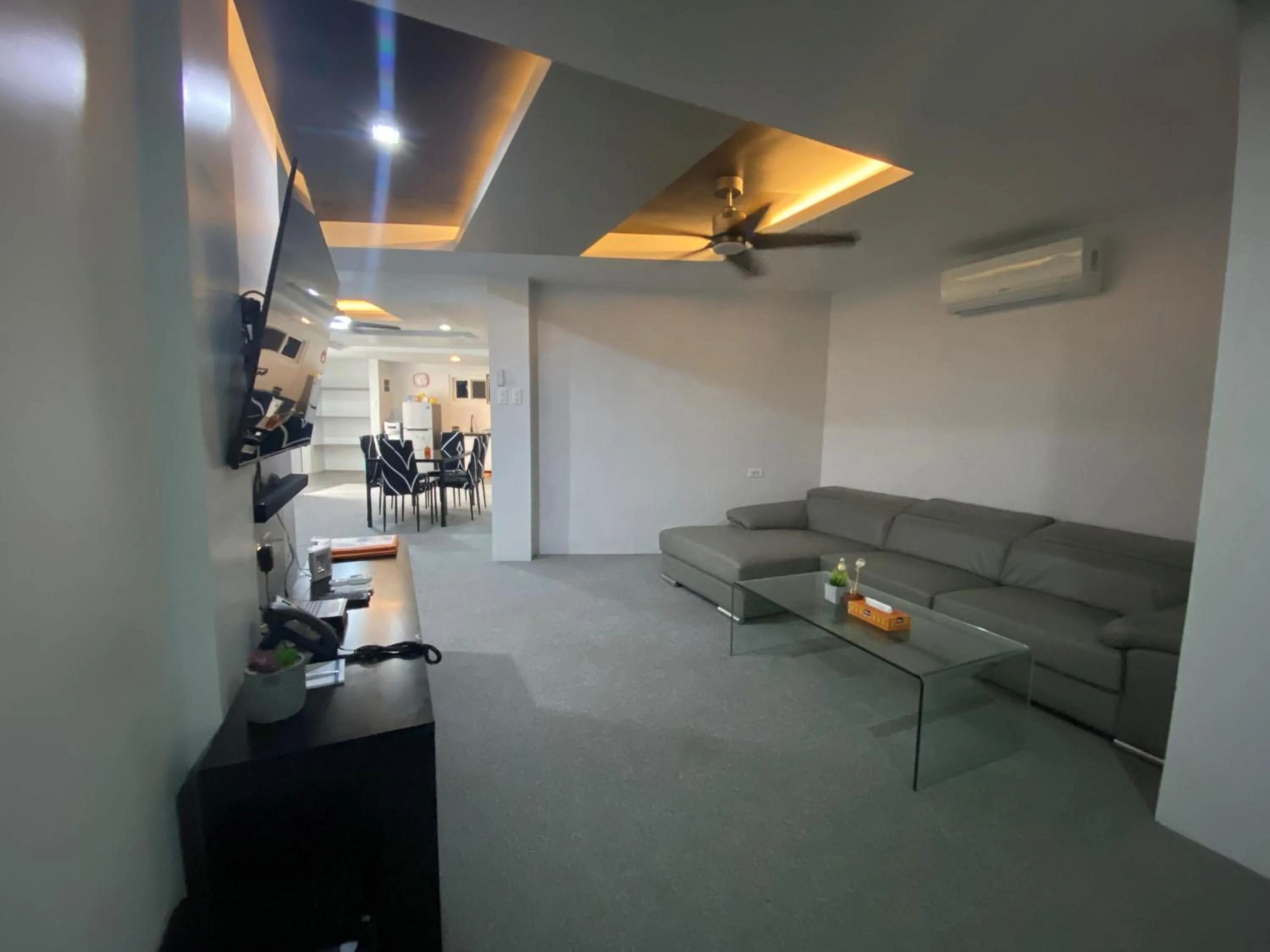 TV and multimedia in Lalaguna Villas Luxury Dive Resort and Spa