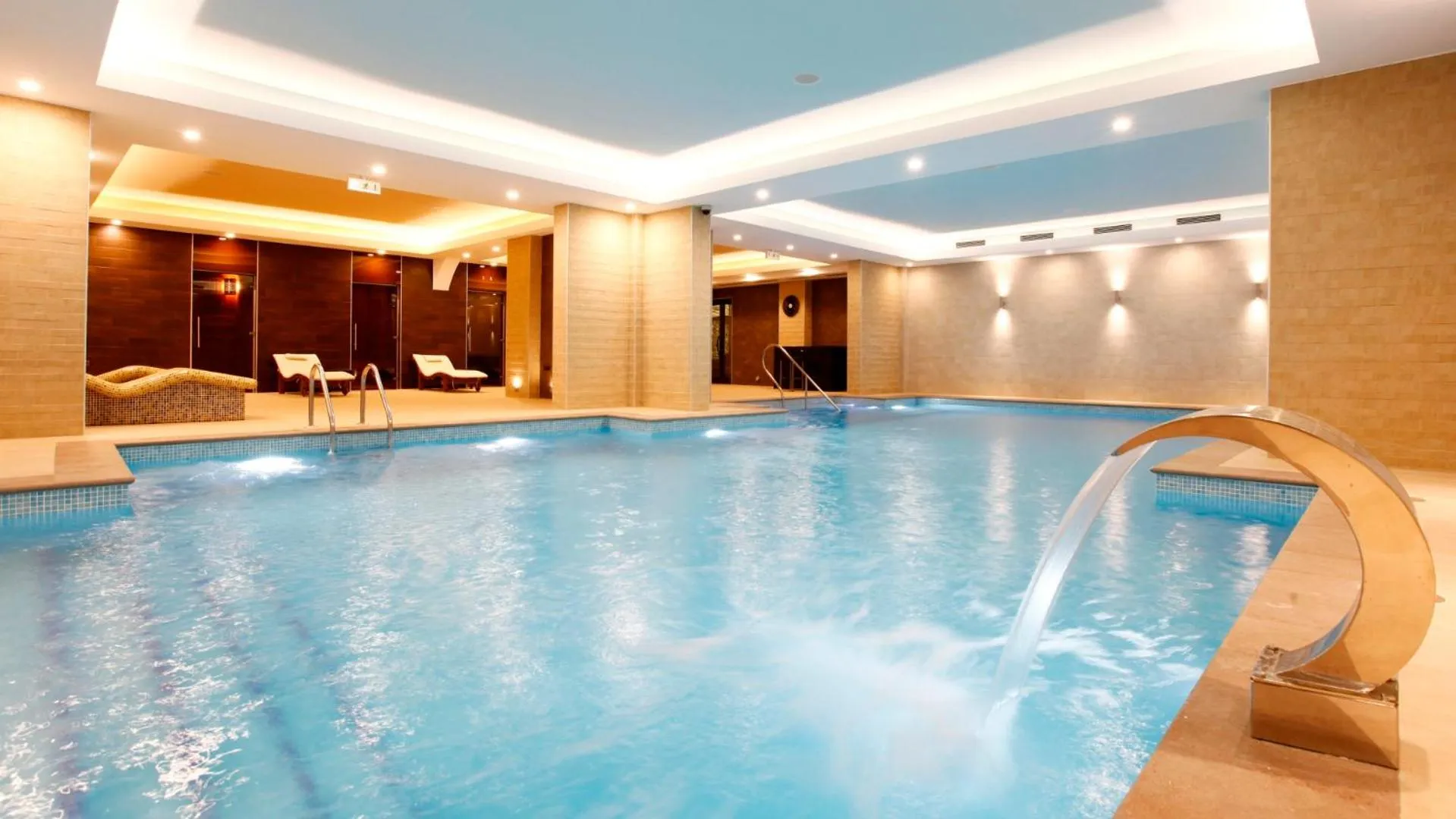 Spa and wellness centre/facilities in Aleksandar Palace Hotel Congress Center & SPA