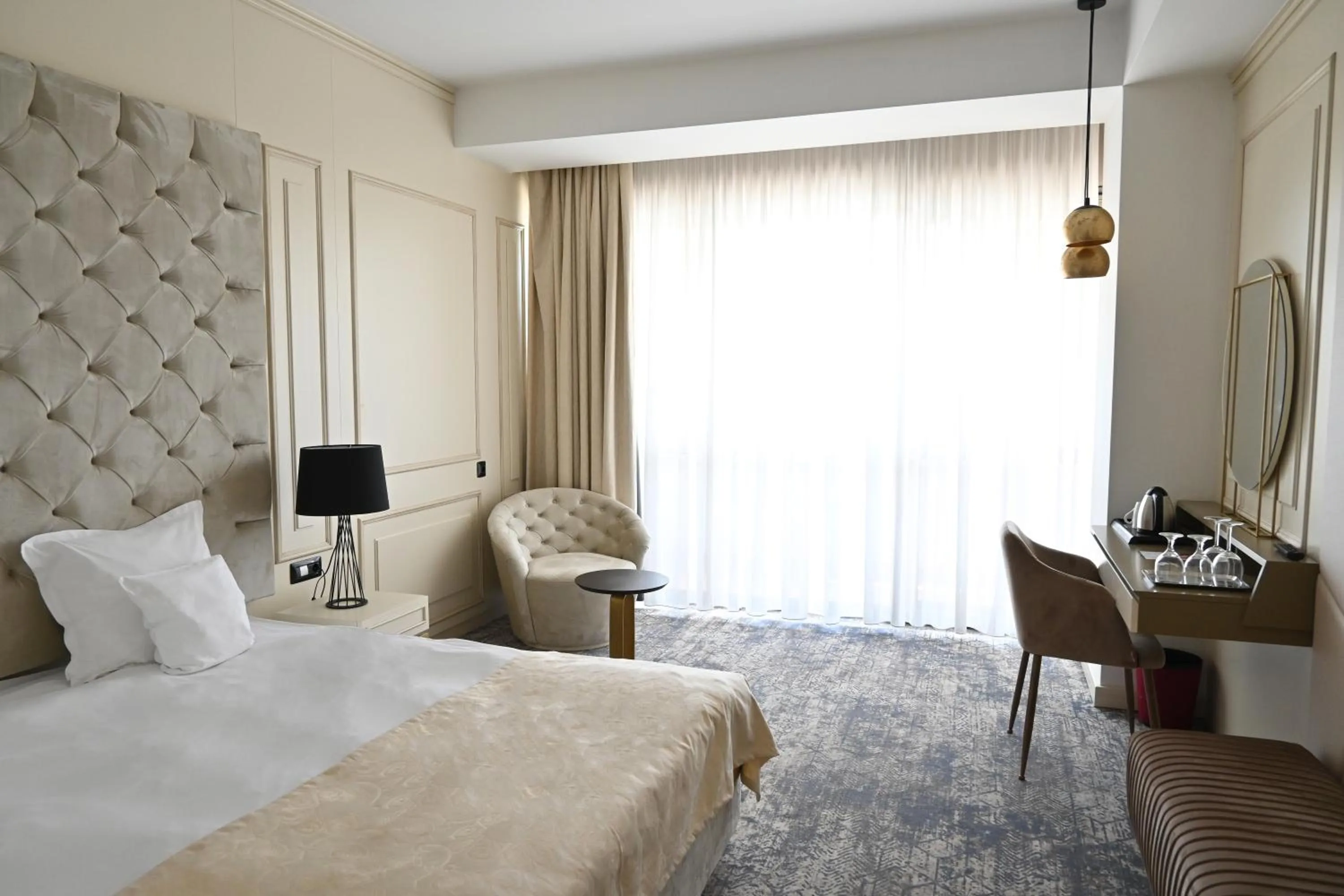 Bedroom, Bed in Aleksandar Palace Hotel Congress Center & SPA