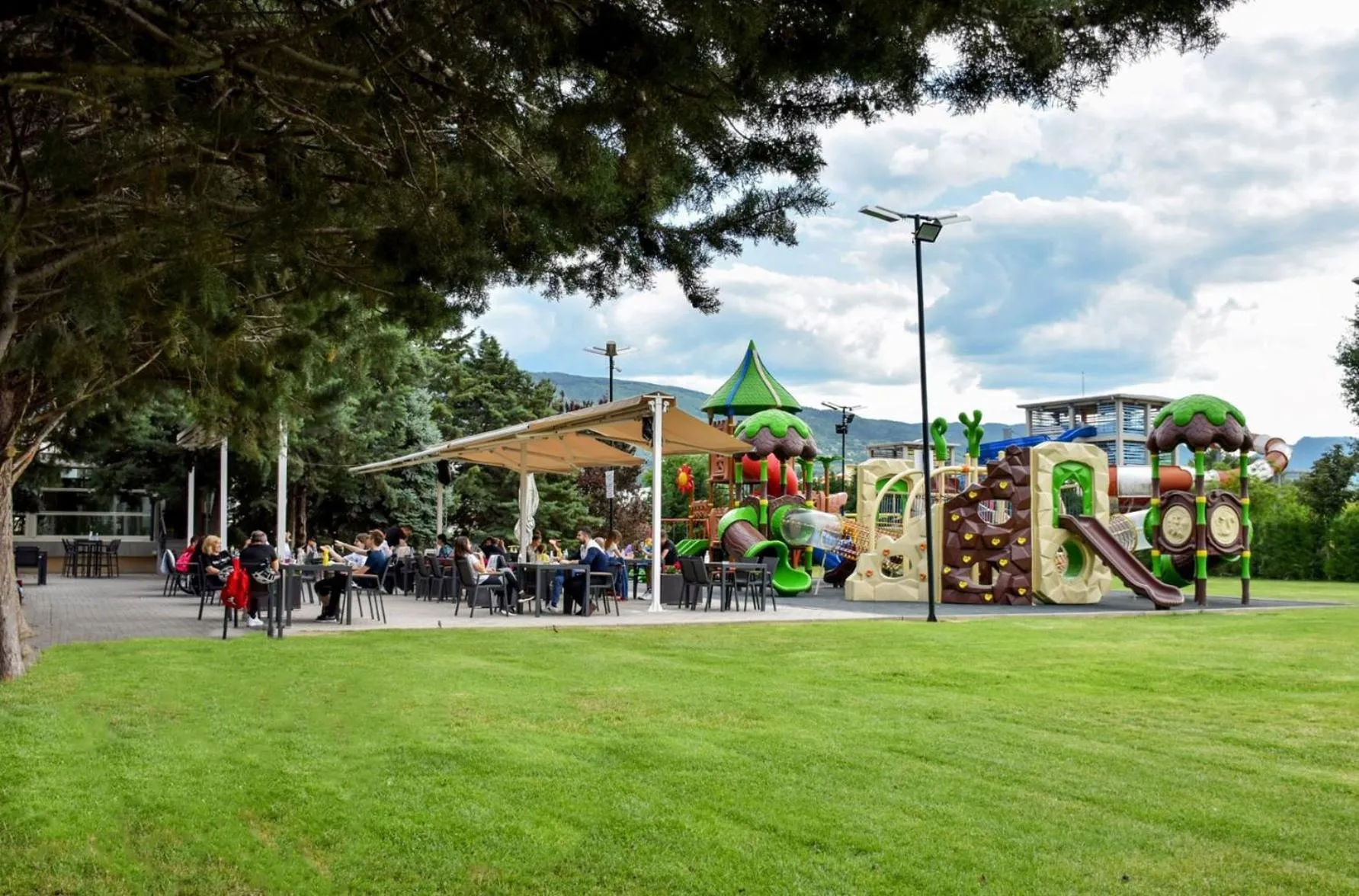 Restaurant/places to eat in Aleksandar Palace Hotel Congress Center & SPA