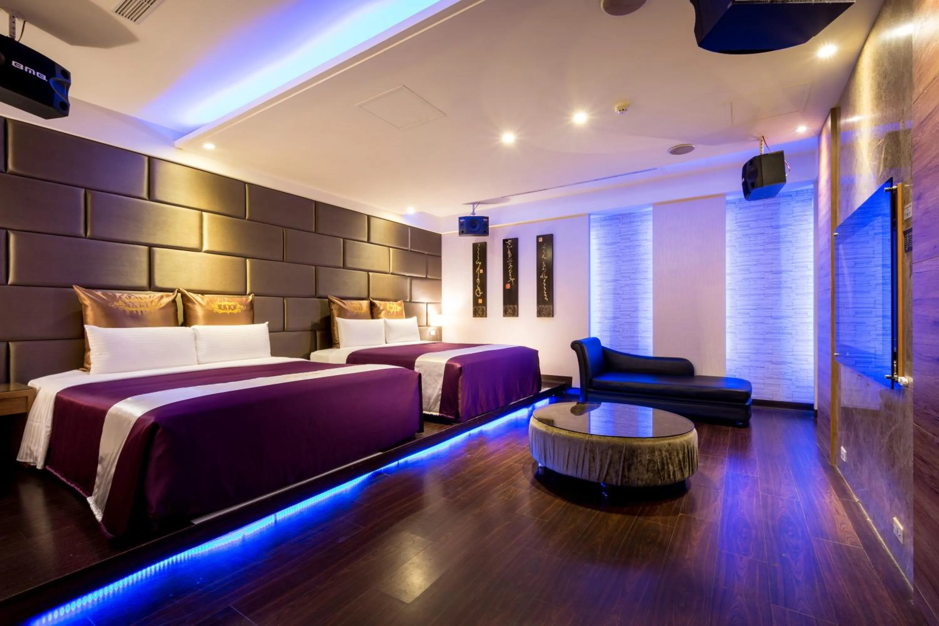 Bed in Belle Song Motel