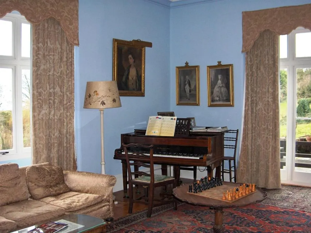 Living room in Lisle Combe