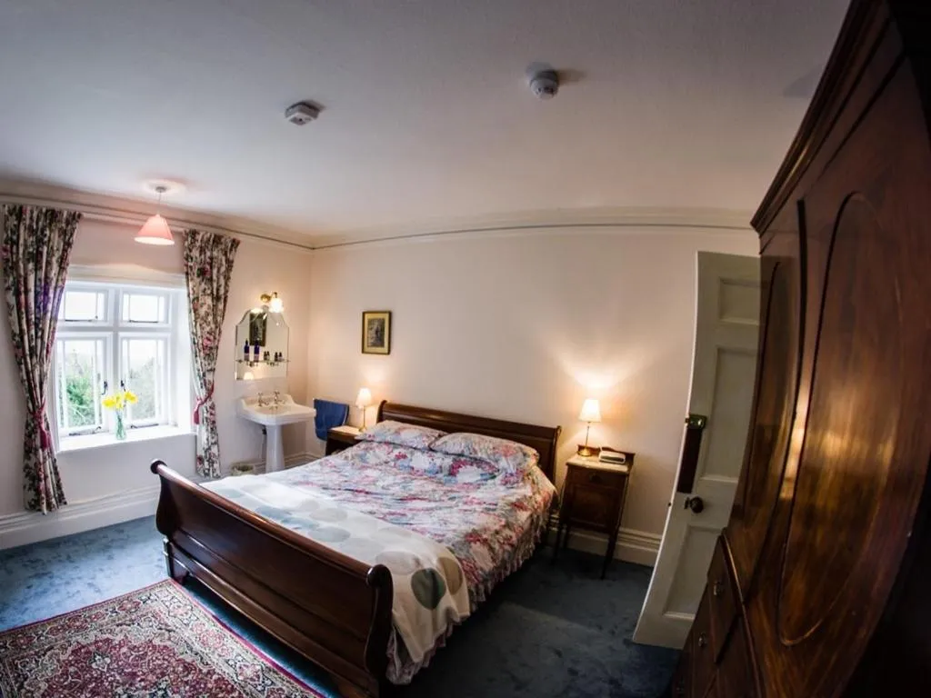 Bedroom, Bed in Lisle Combe