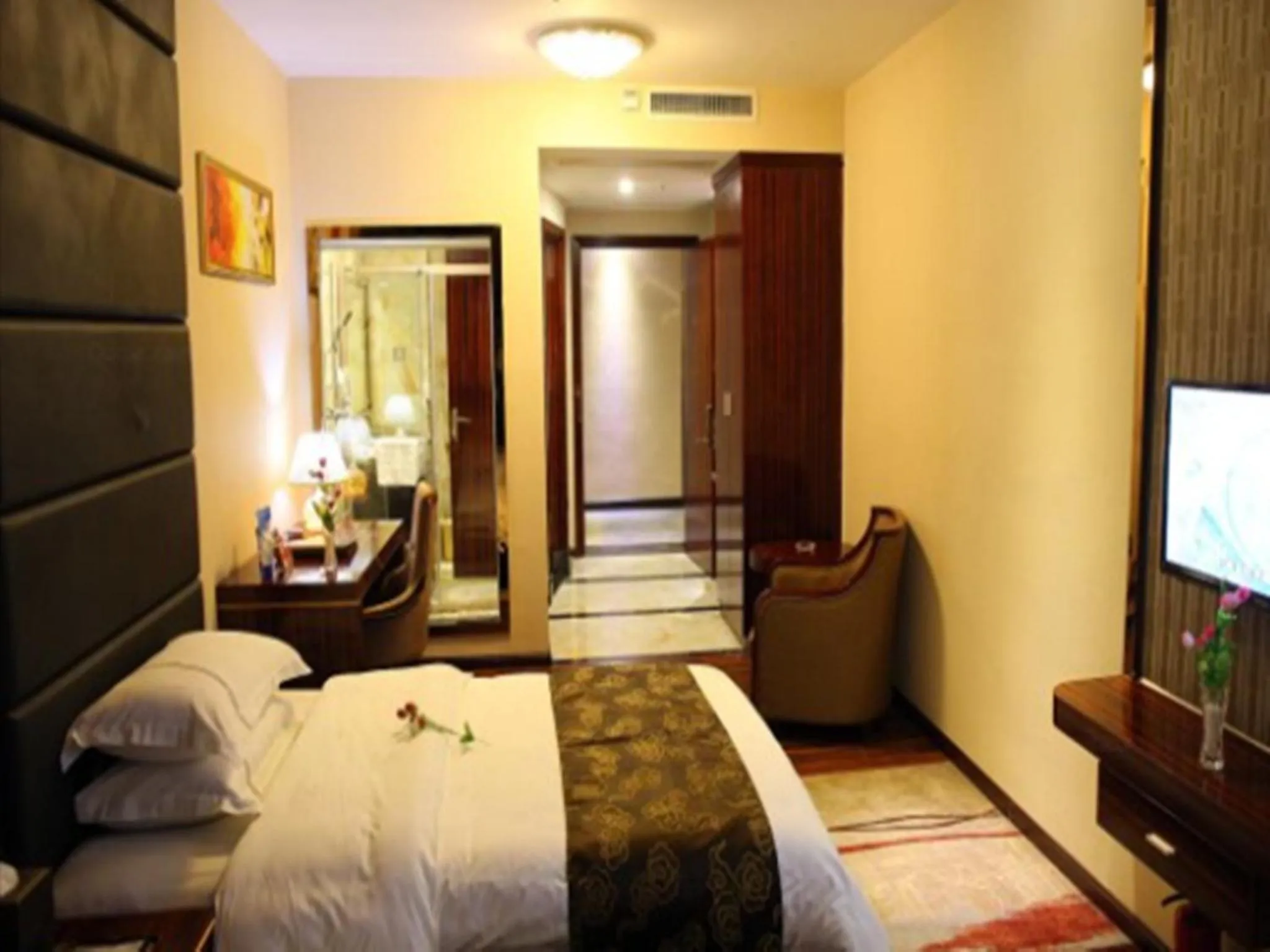 Bedroom in Lavande Hotel Wuhan Railway Station