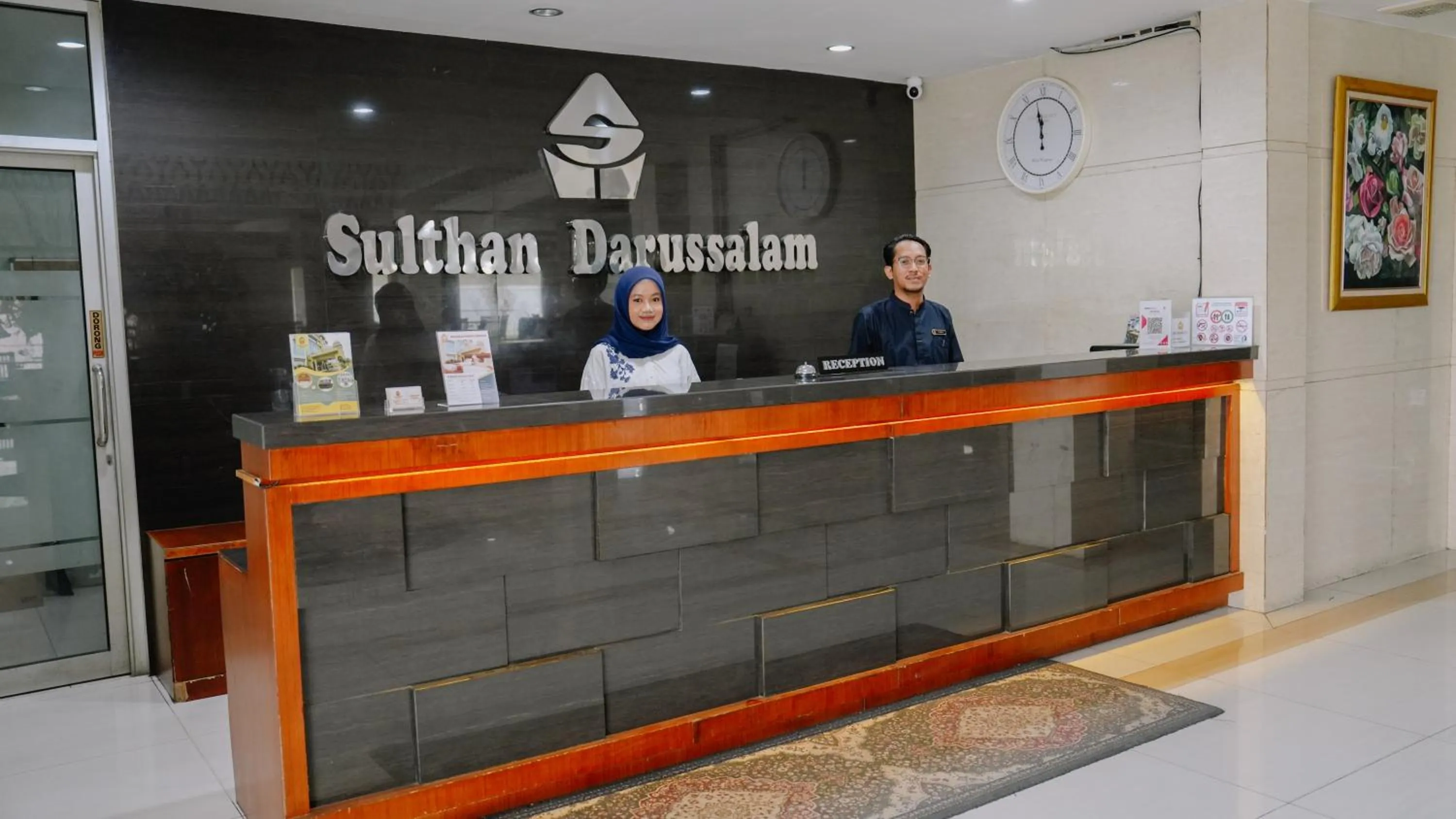 Lobby or reception in Sulthan Hotel Medan Powered by Archipelago