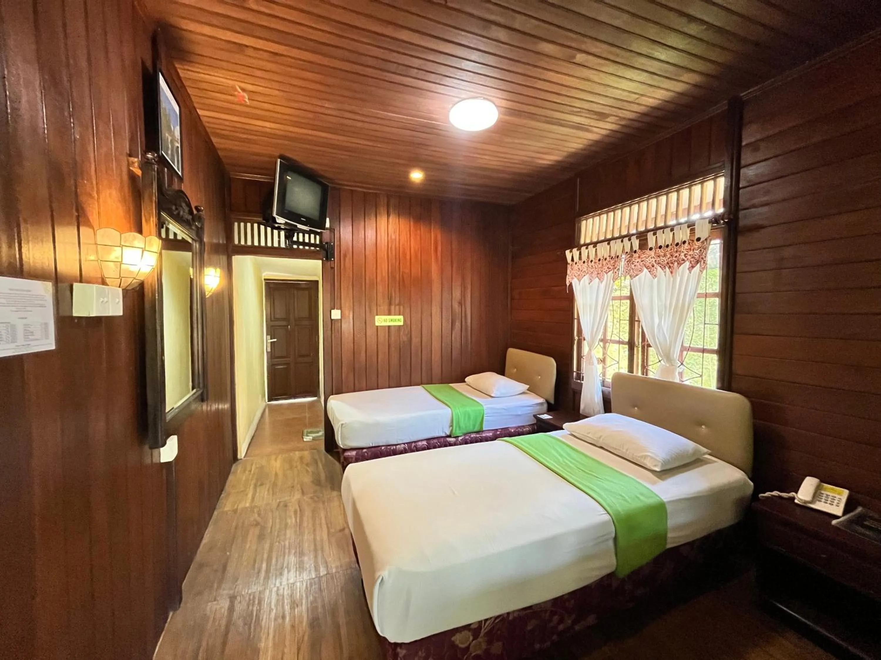 Bed in Green Valley Resort Bandungan